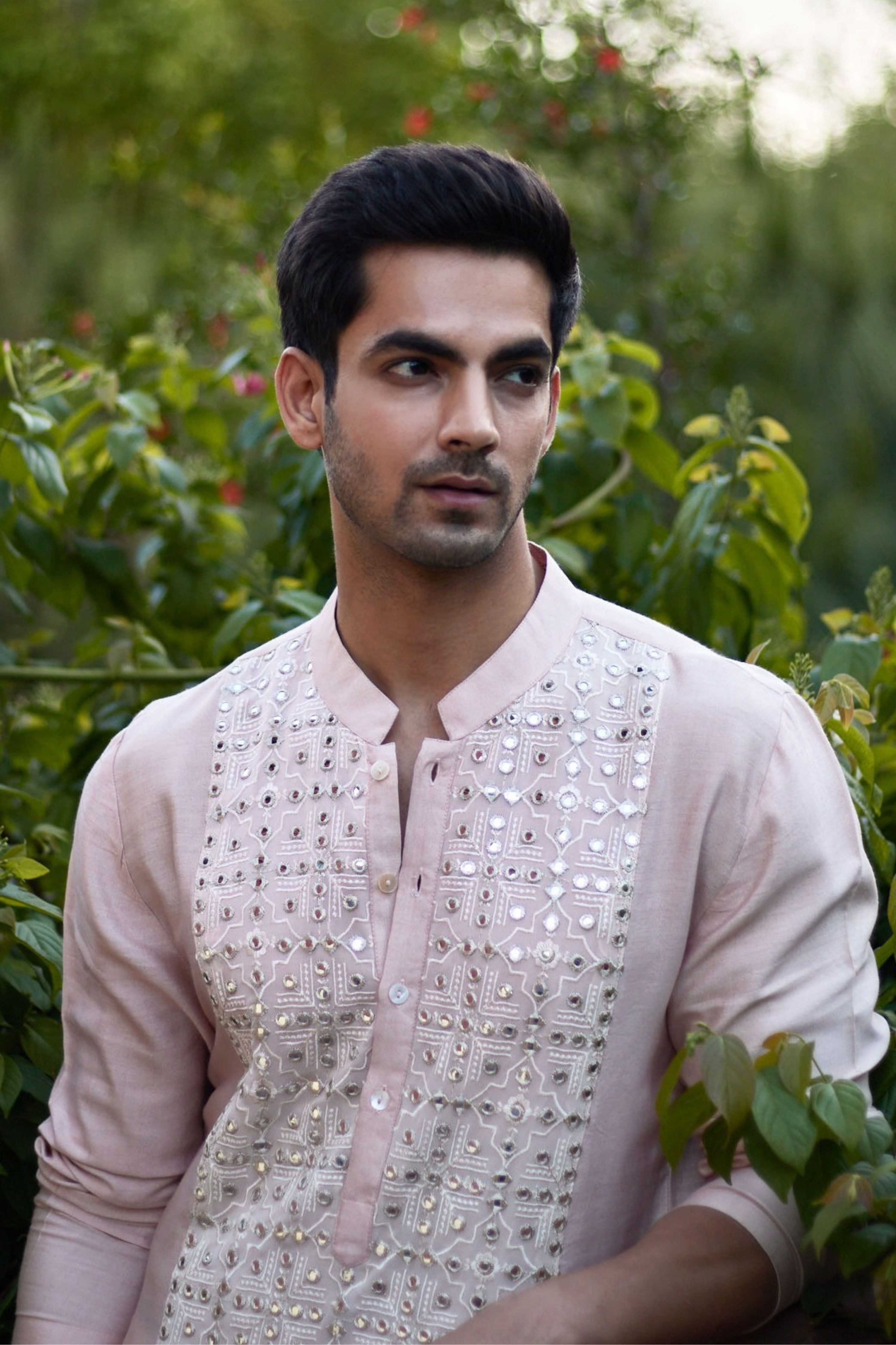 Sajid Kurta  In Dusty Peach