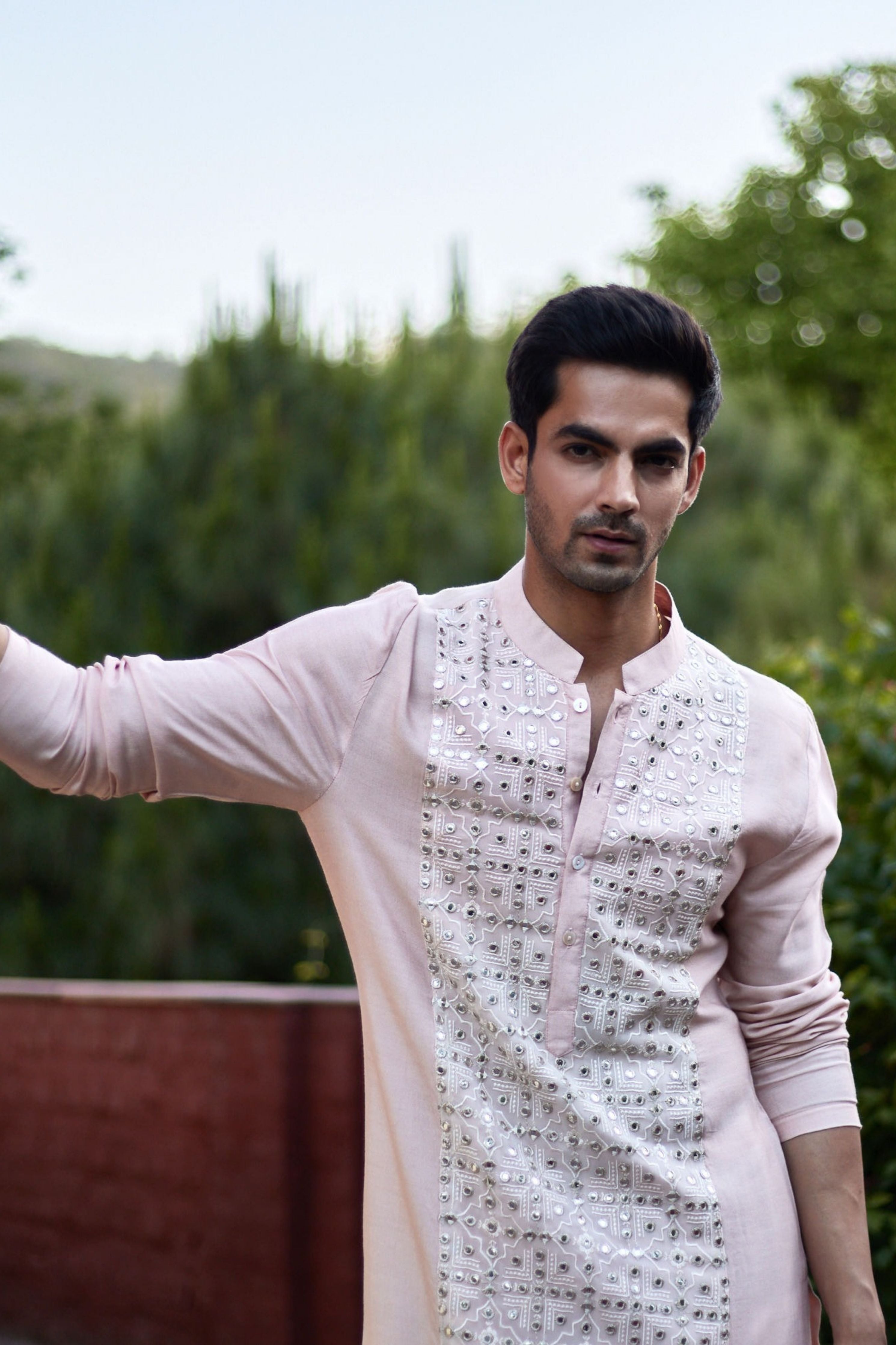 Sajid Kurta  In Dusty Peach