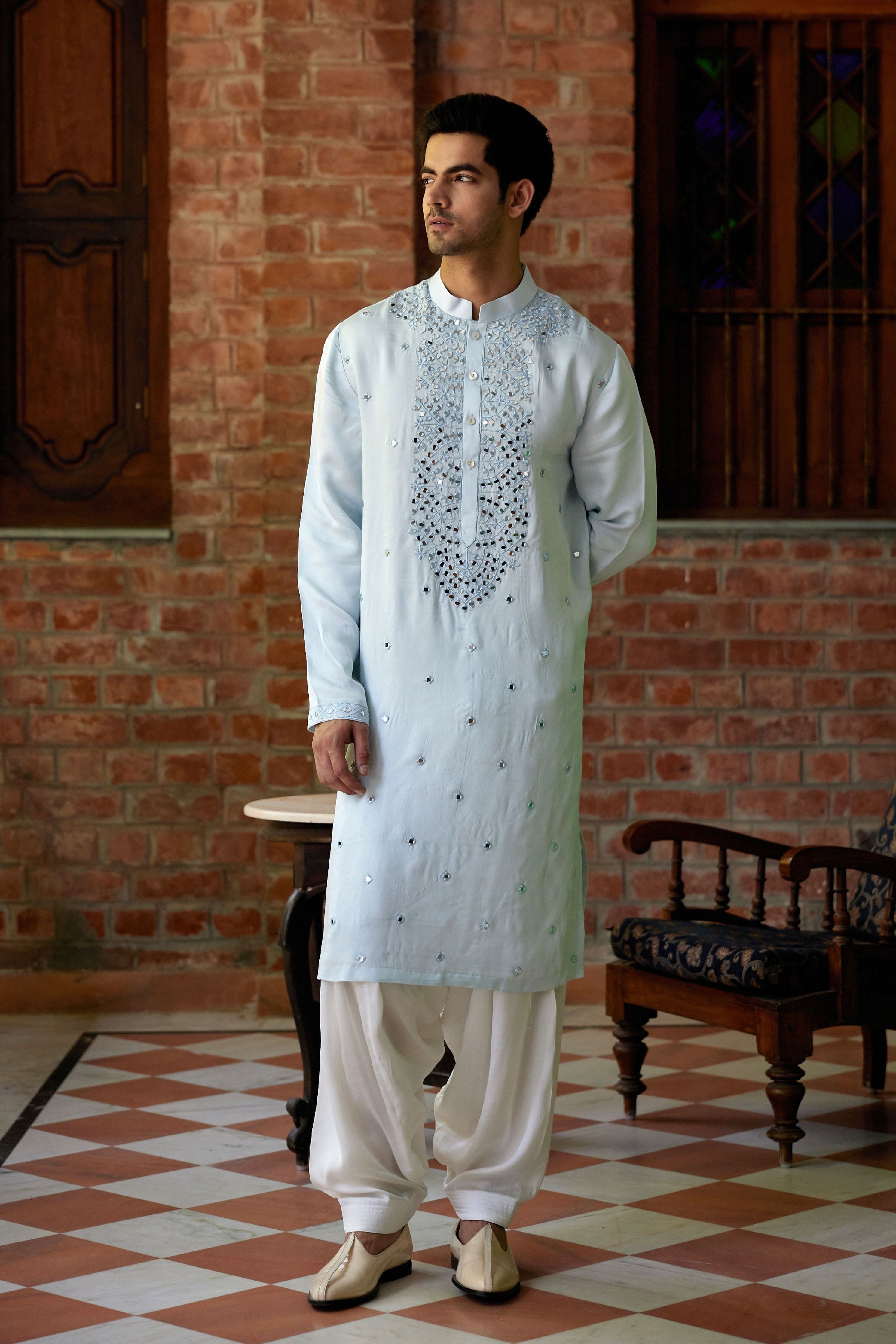 Mansoor Kurta