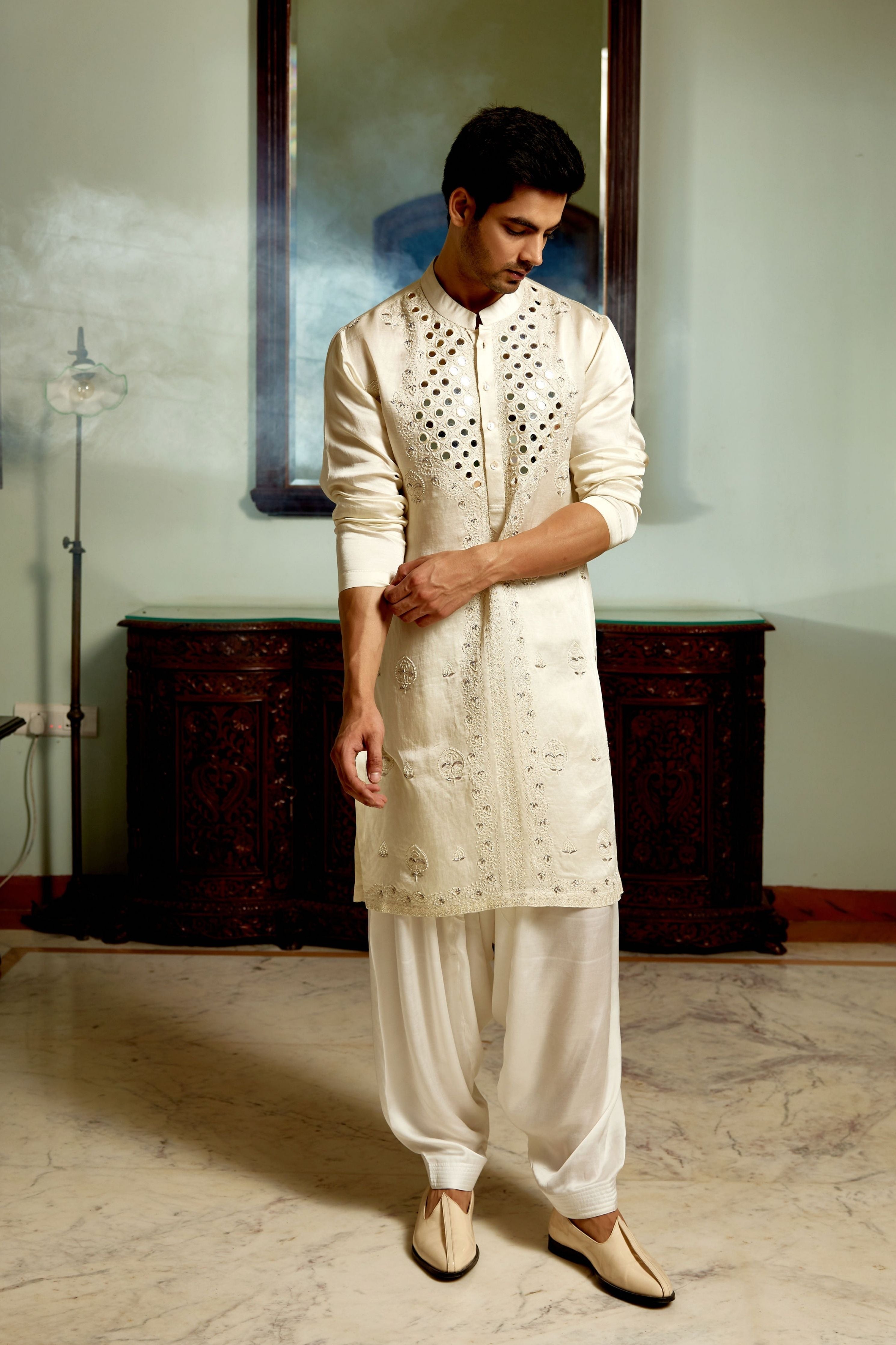 Daniyal Kurta