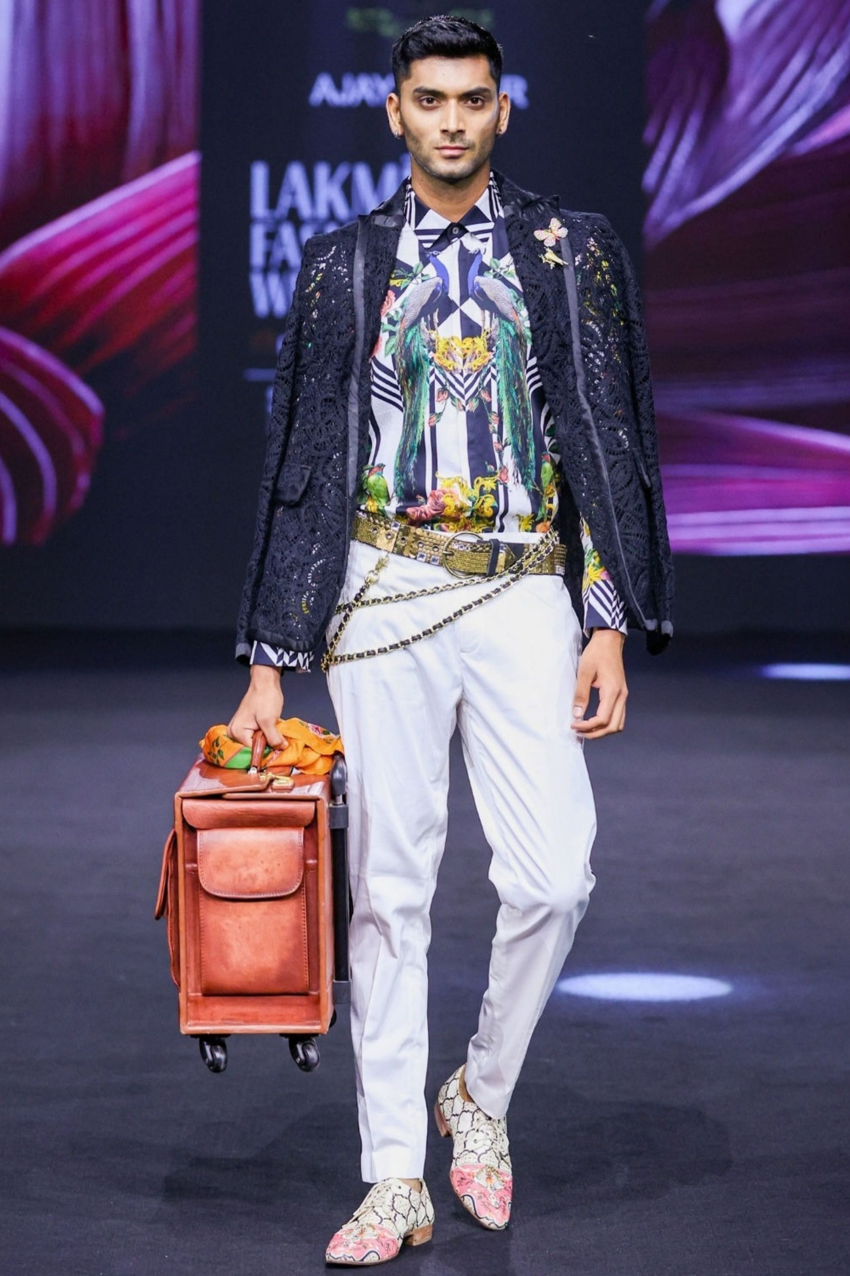 Safa White Side Striper Pants