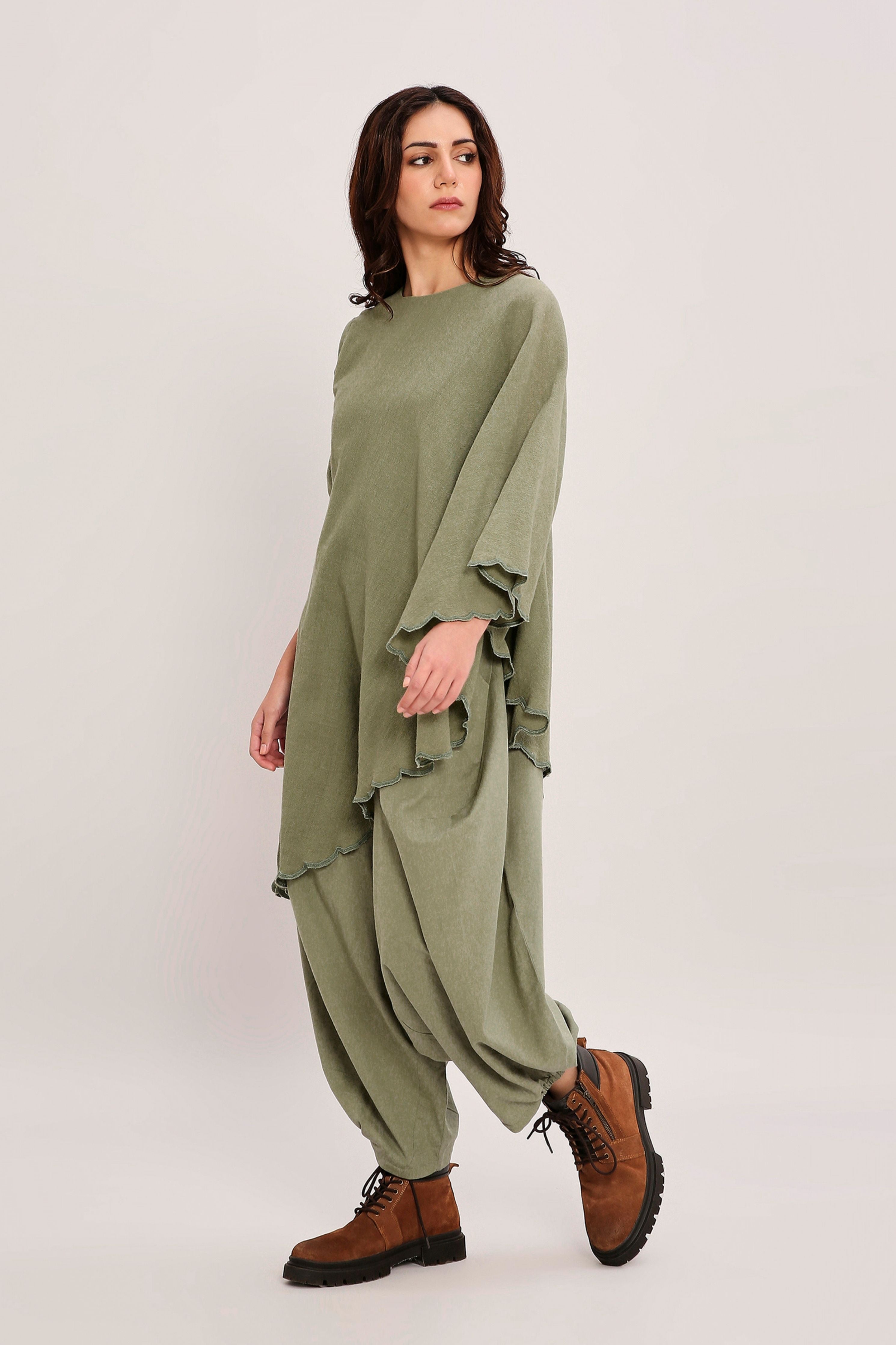 Green Baggy Pants