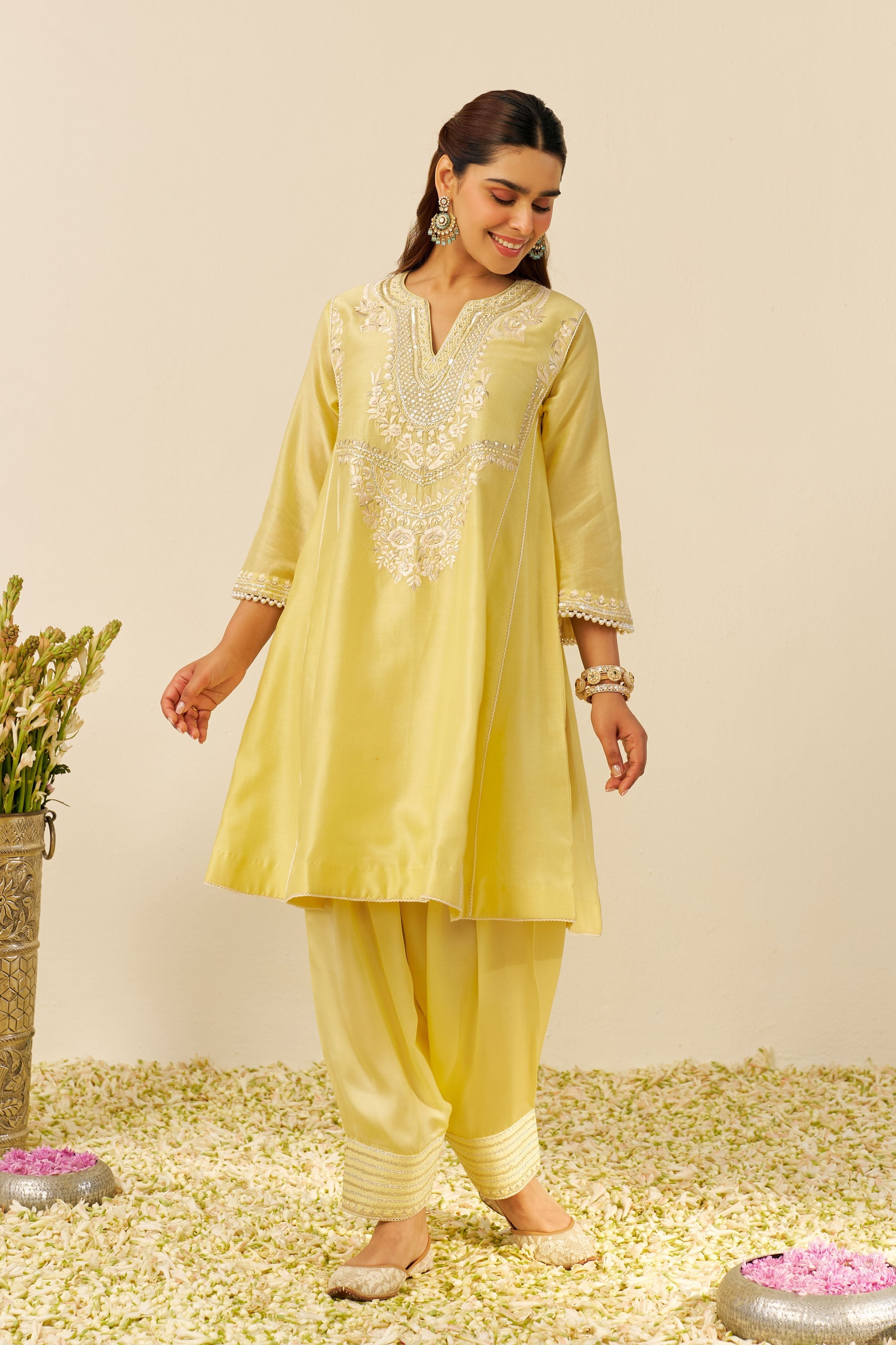 Aiza Short Yellow Chauga Set With Dupatta