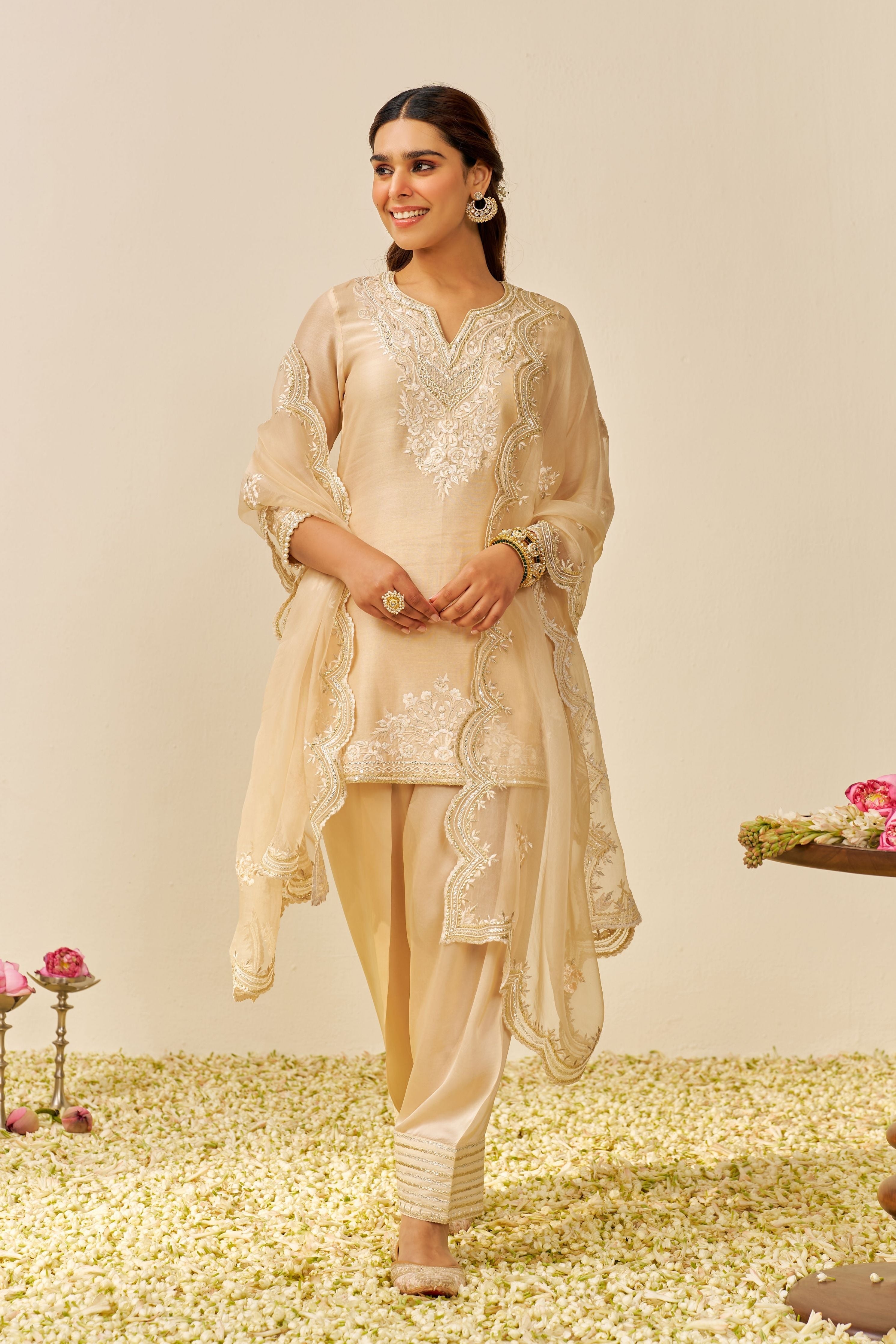 Haniya Short Beige Kurta Set