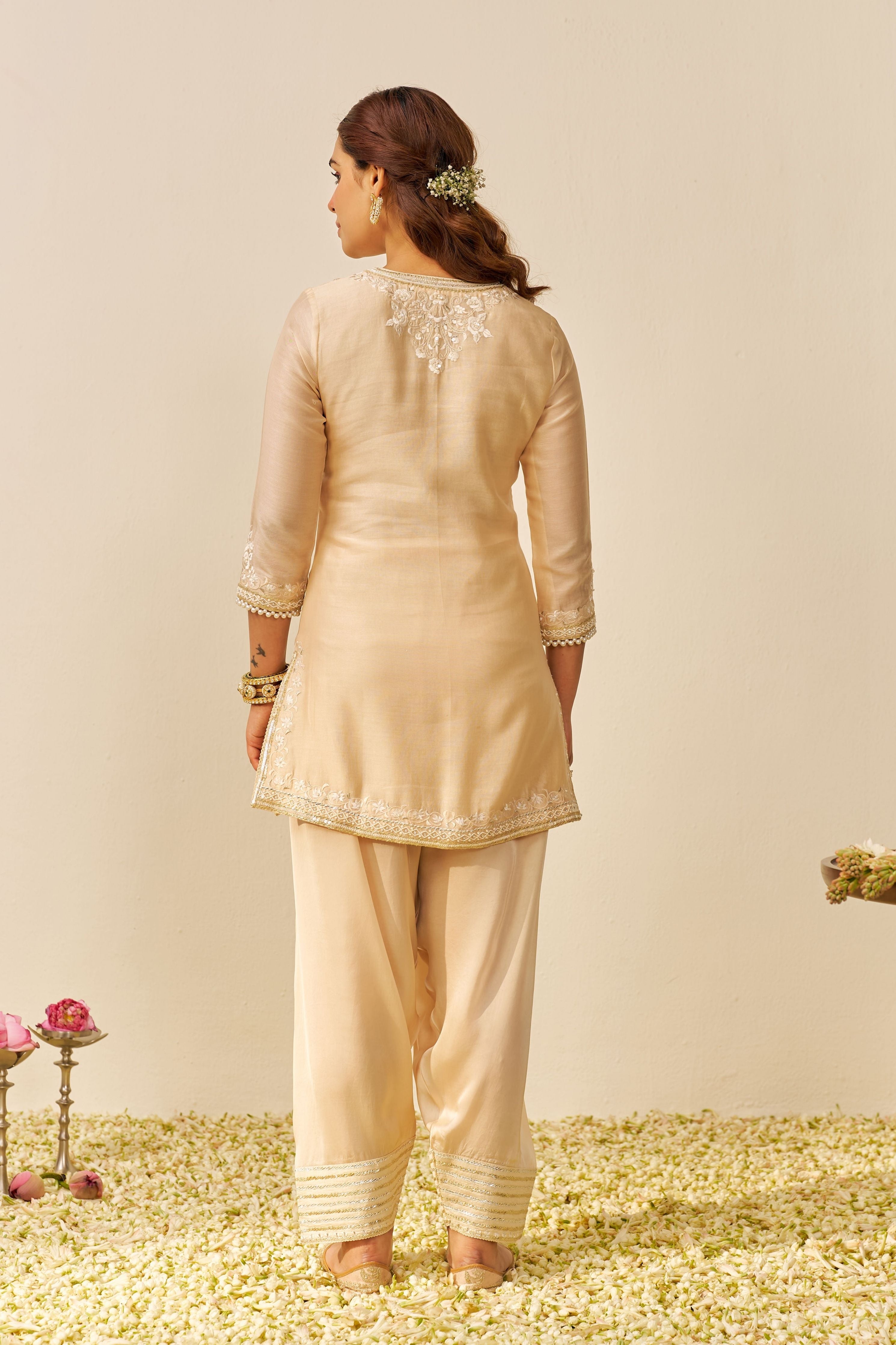 Haniya Short Beige Kurta Set