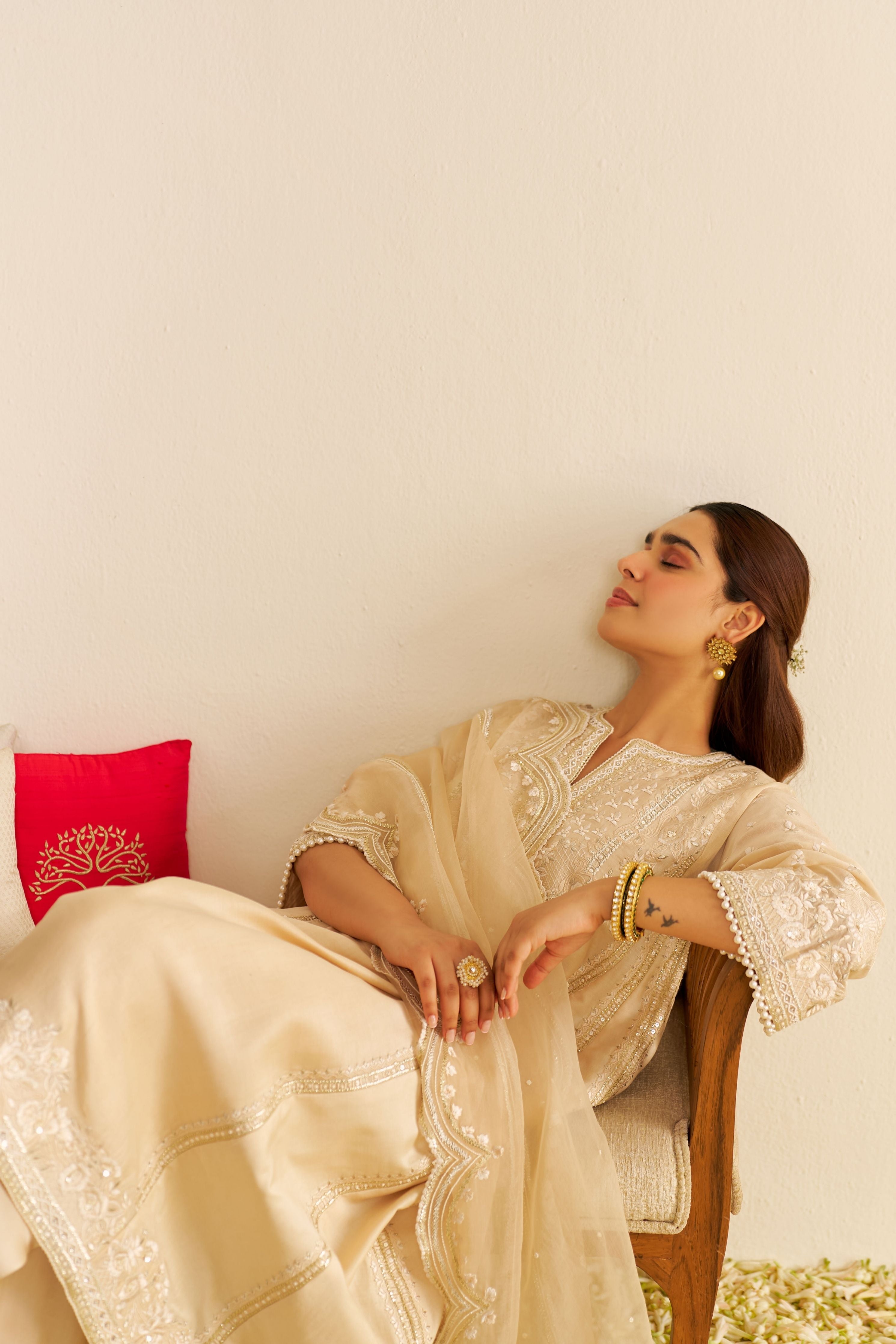 Maaroofa Beige Long Chauga Set With Dupatta