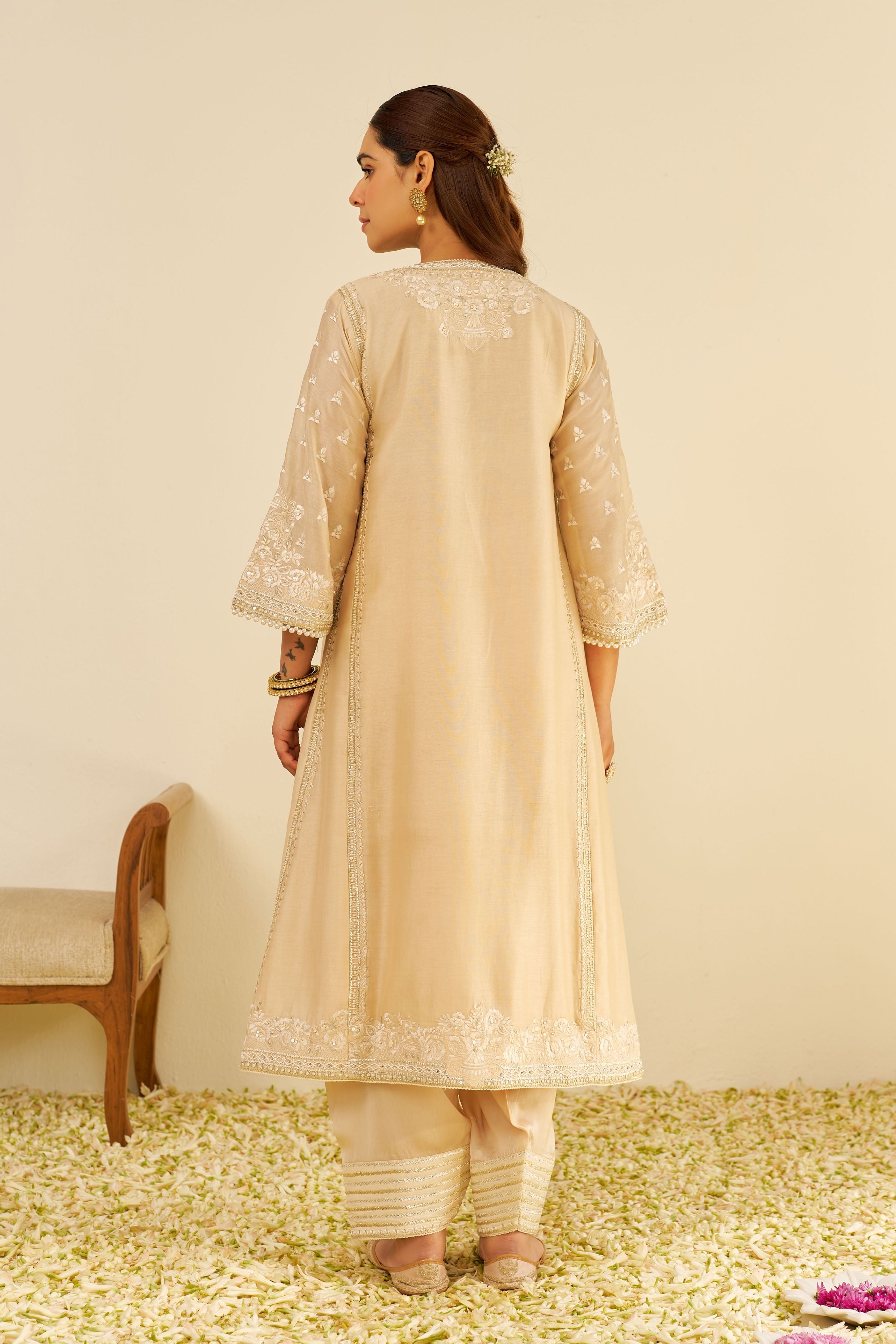 Maaroofa Beige Long Chauga Set With Dupatta