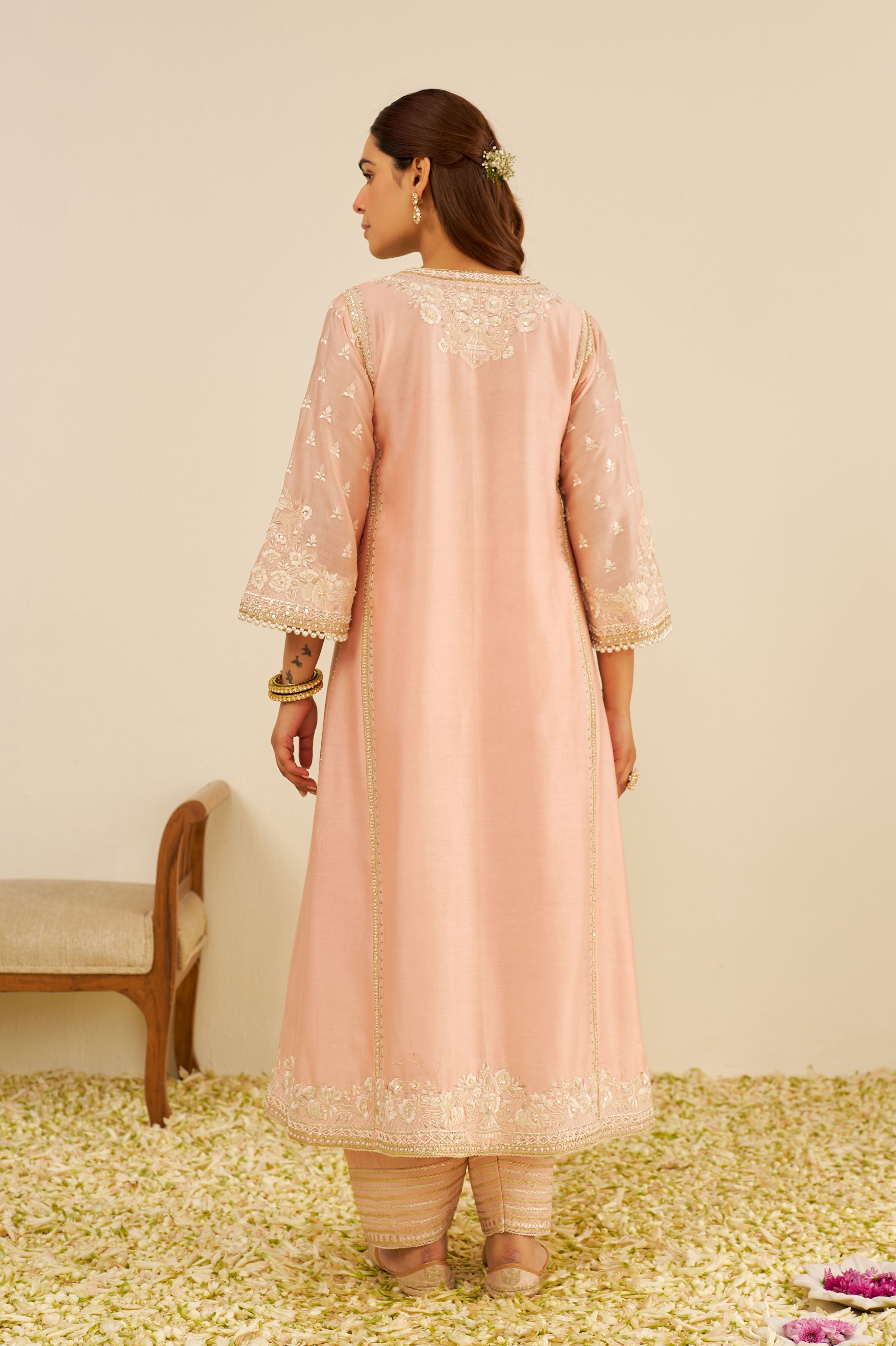 Maaroofa Long Off Rose Chauga Set With Dupatta