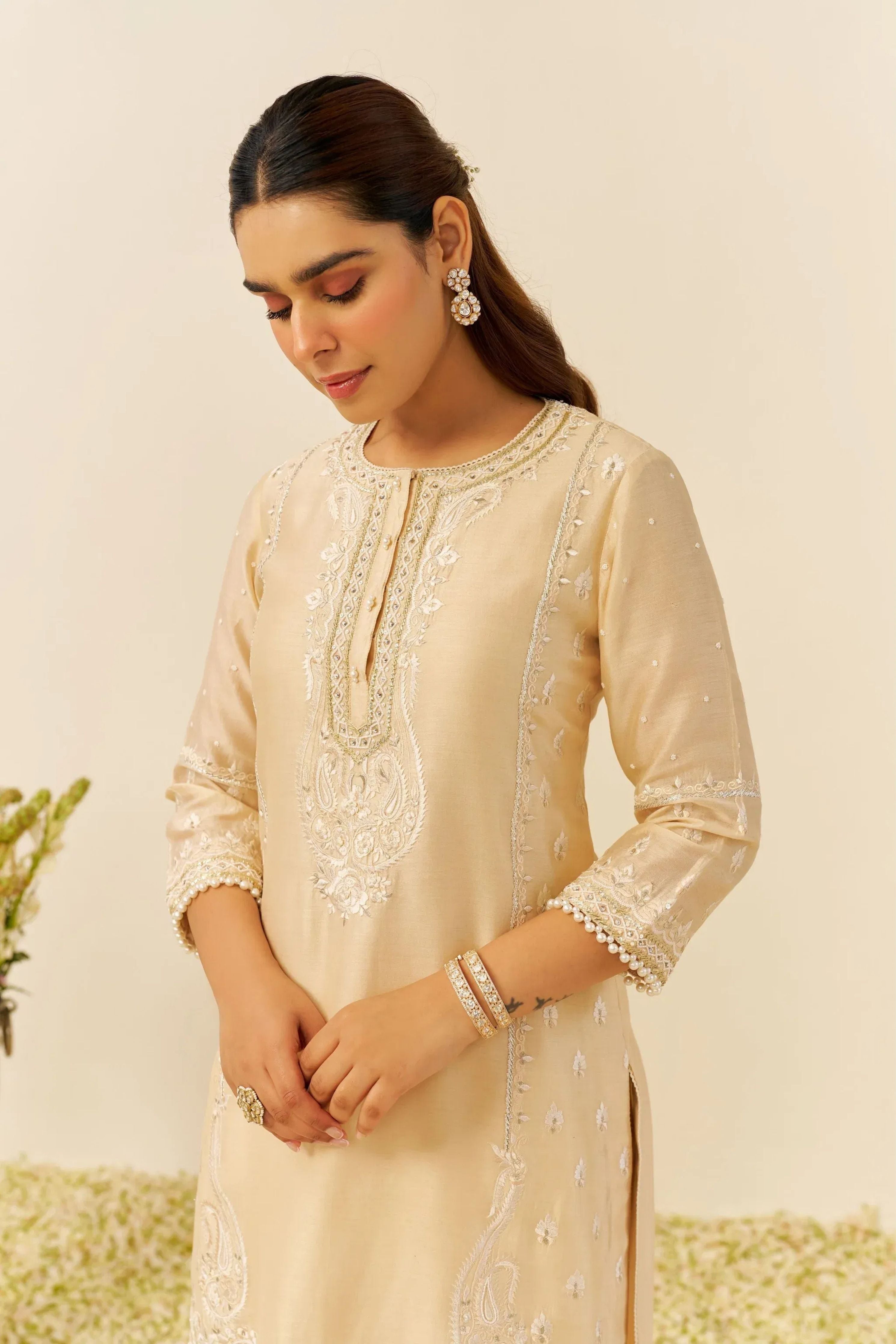 Zahra Short Beige Kurta Set