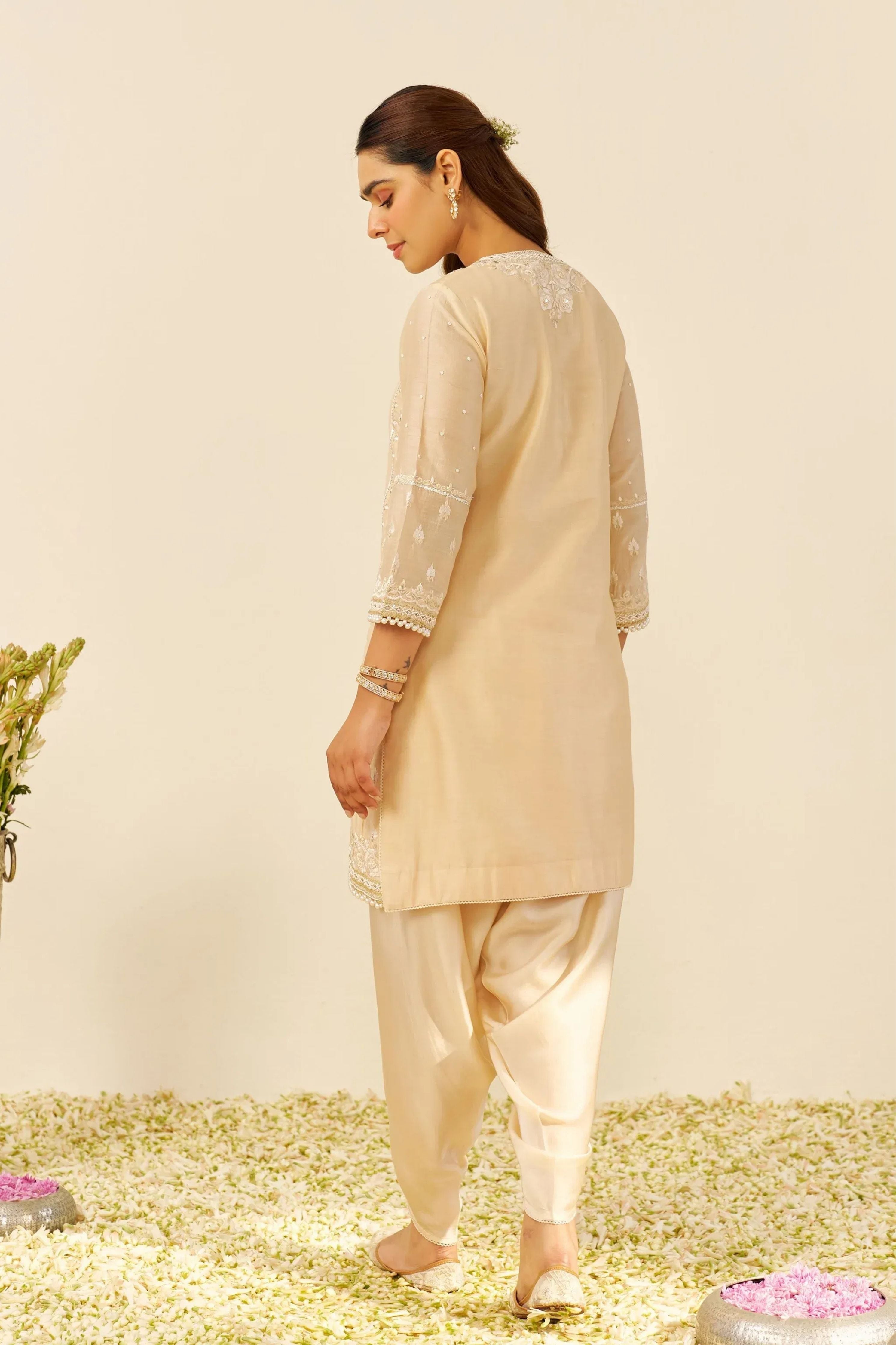 Zahra Short Beige Kurta Set