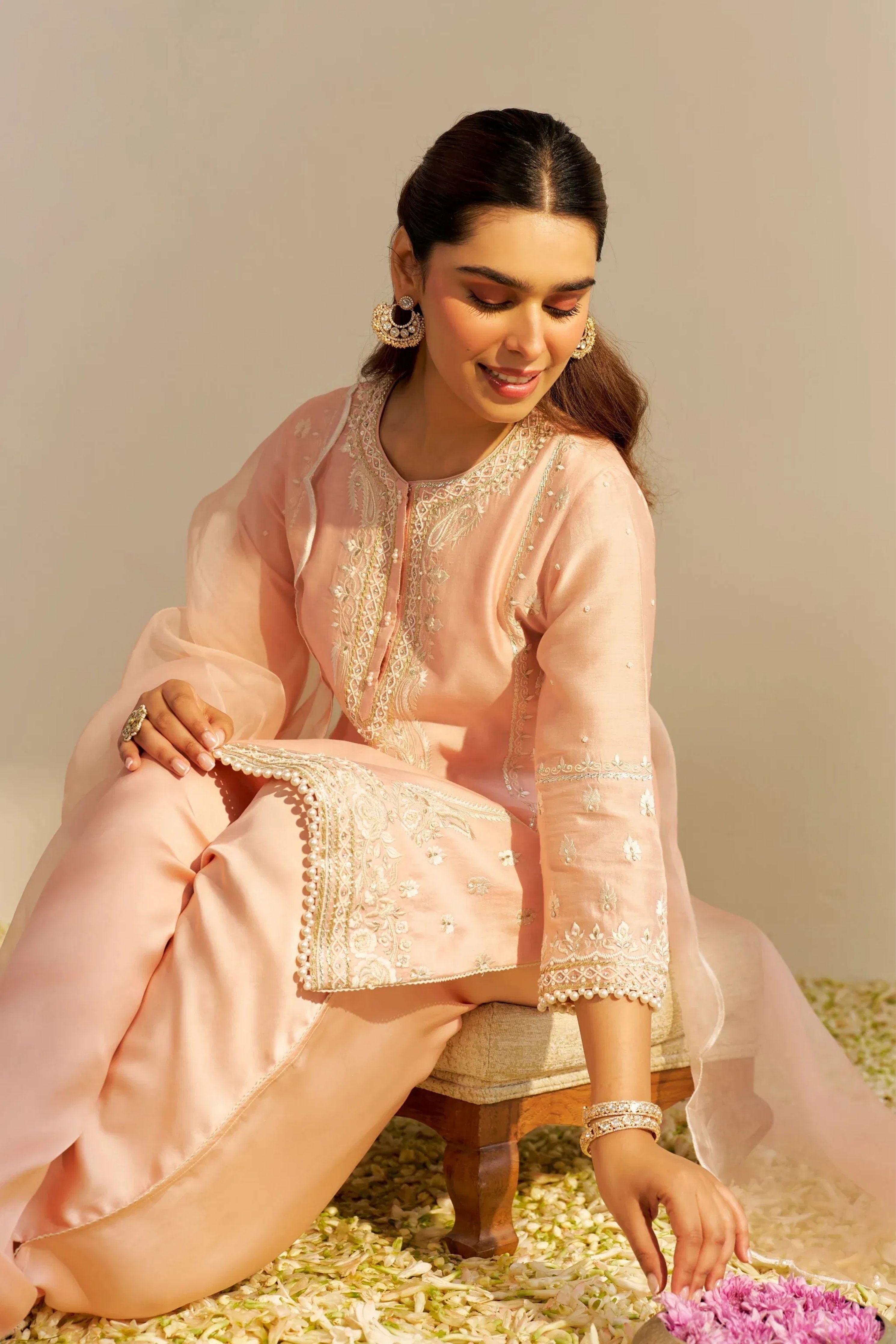 Zahra Short Off Rose Kurta Set