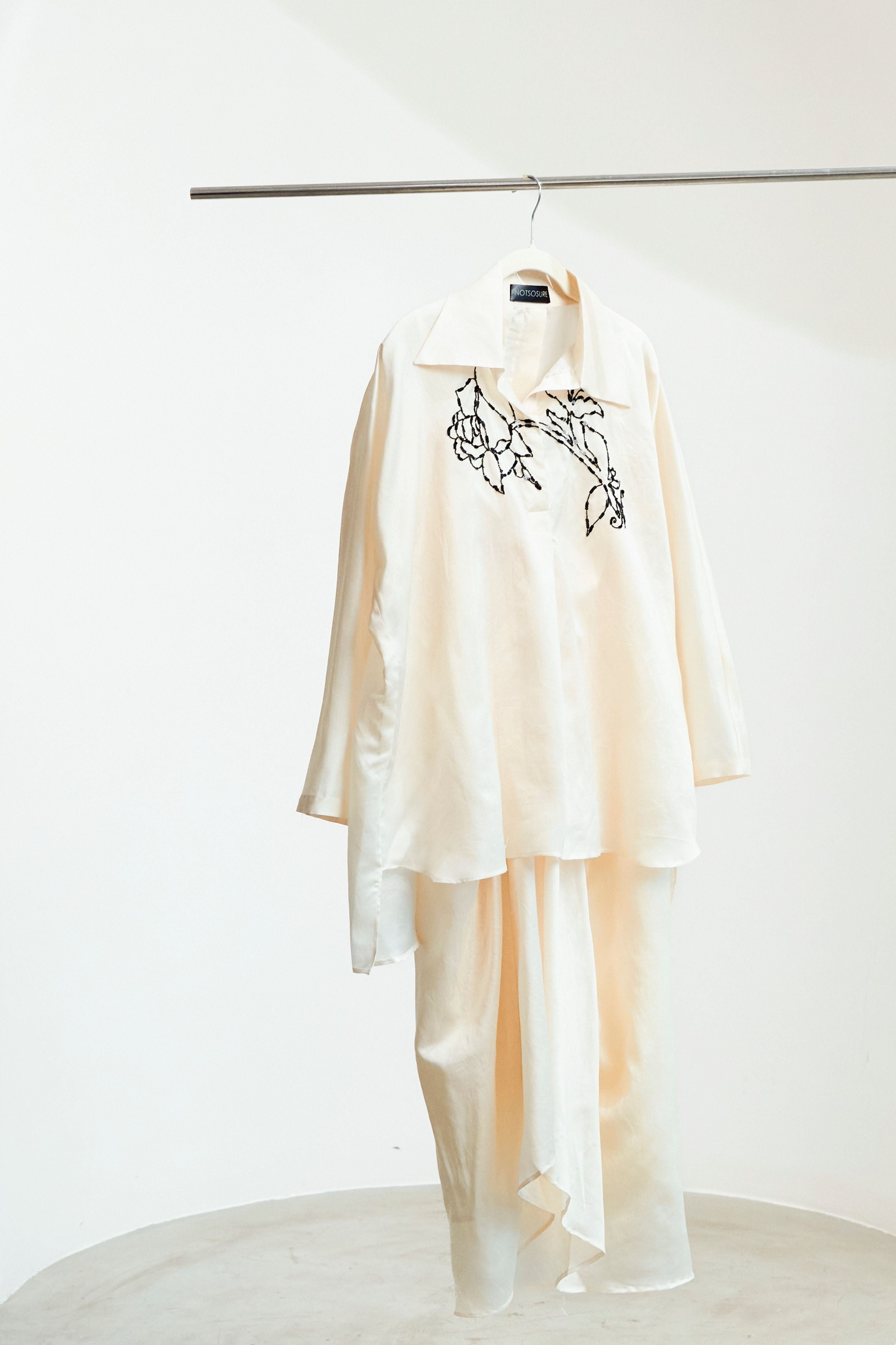 White Big Rose Skirt Coord