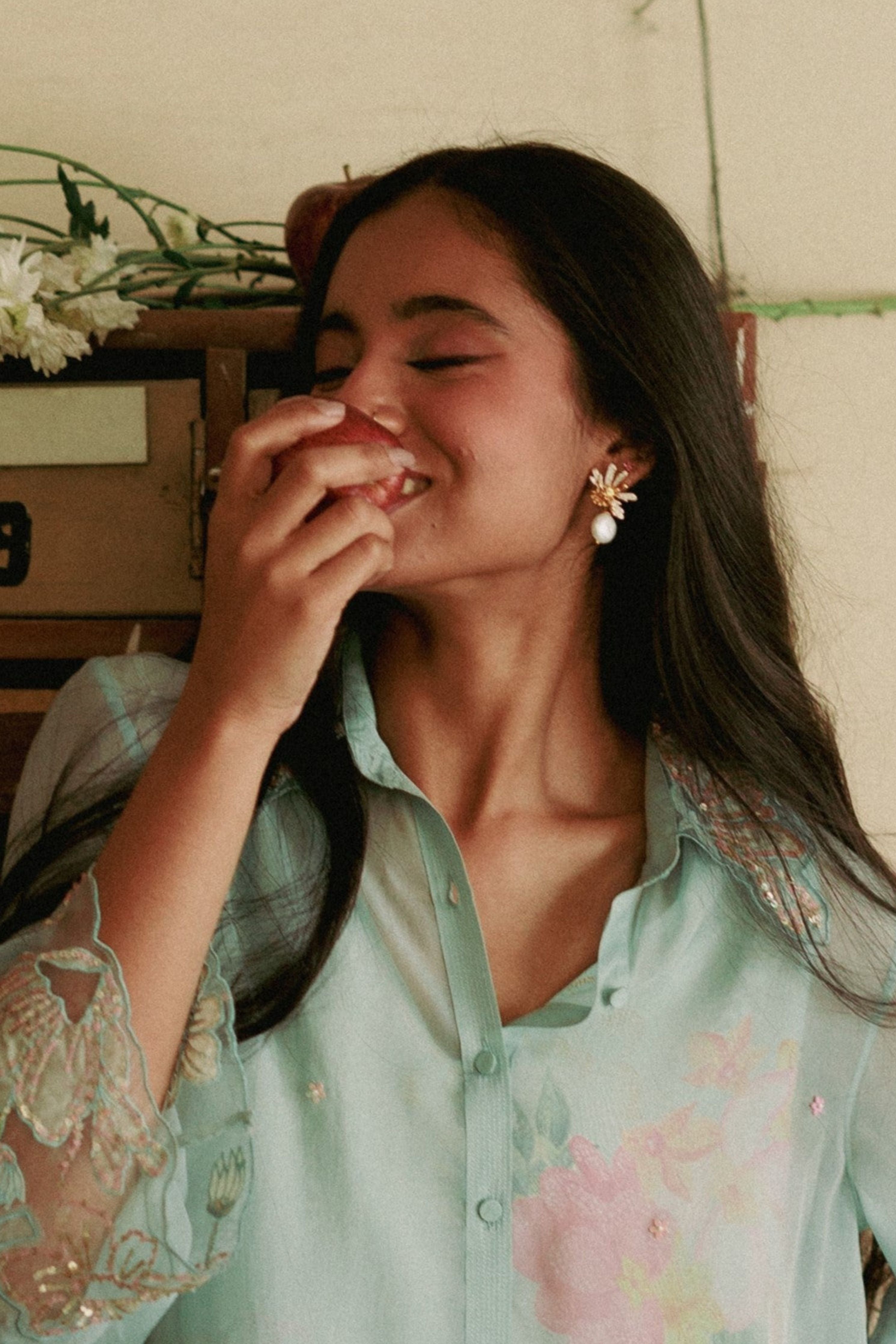 Flowerburst Pearl Drop Studs Snowy White