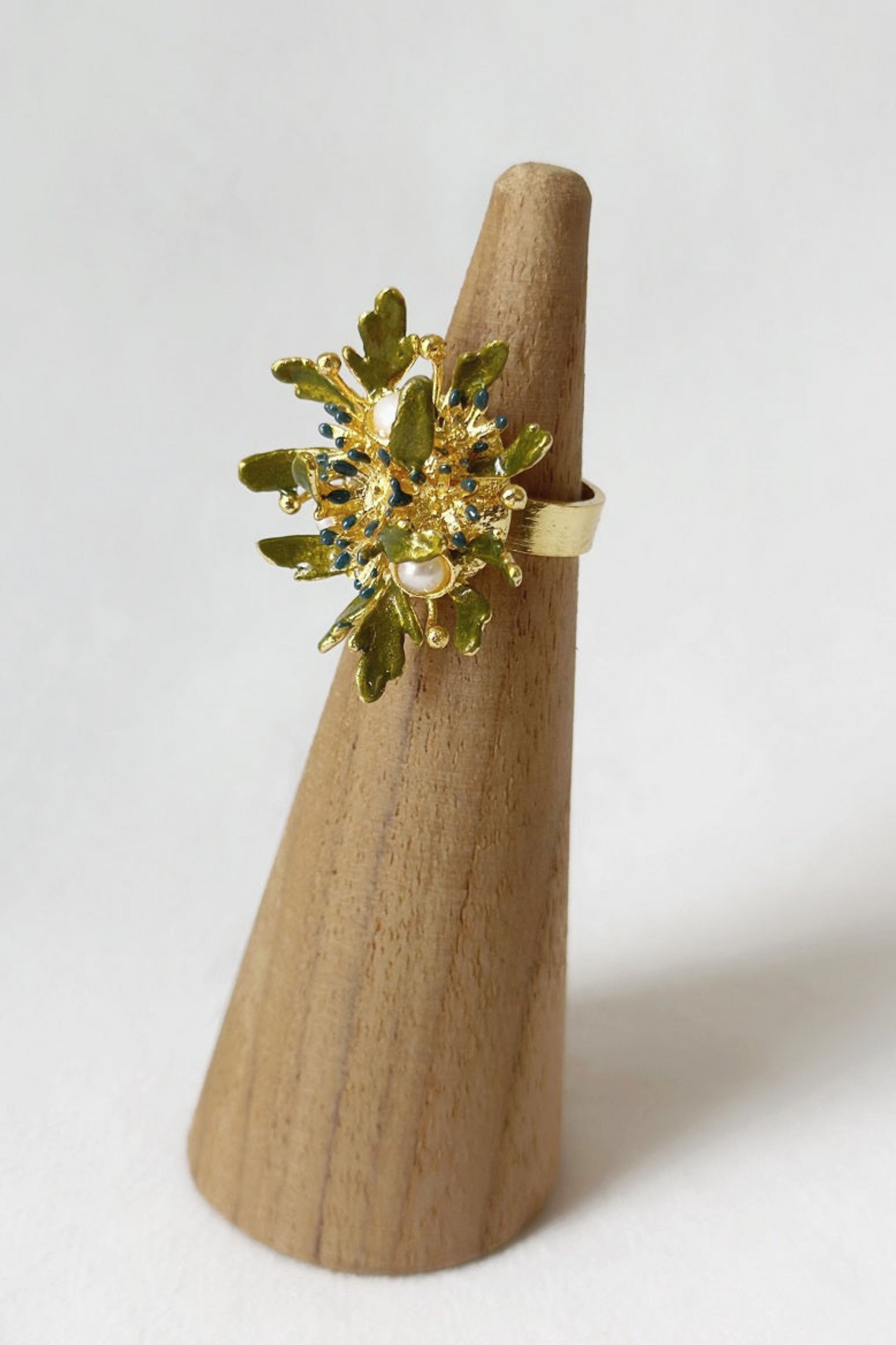 Flowerburst Ring  ForgetMeNot Blue