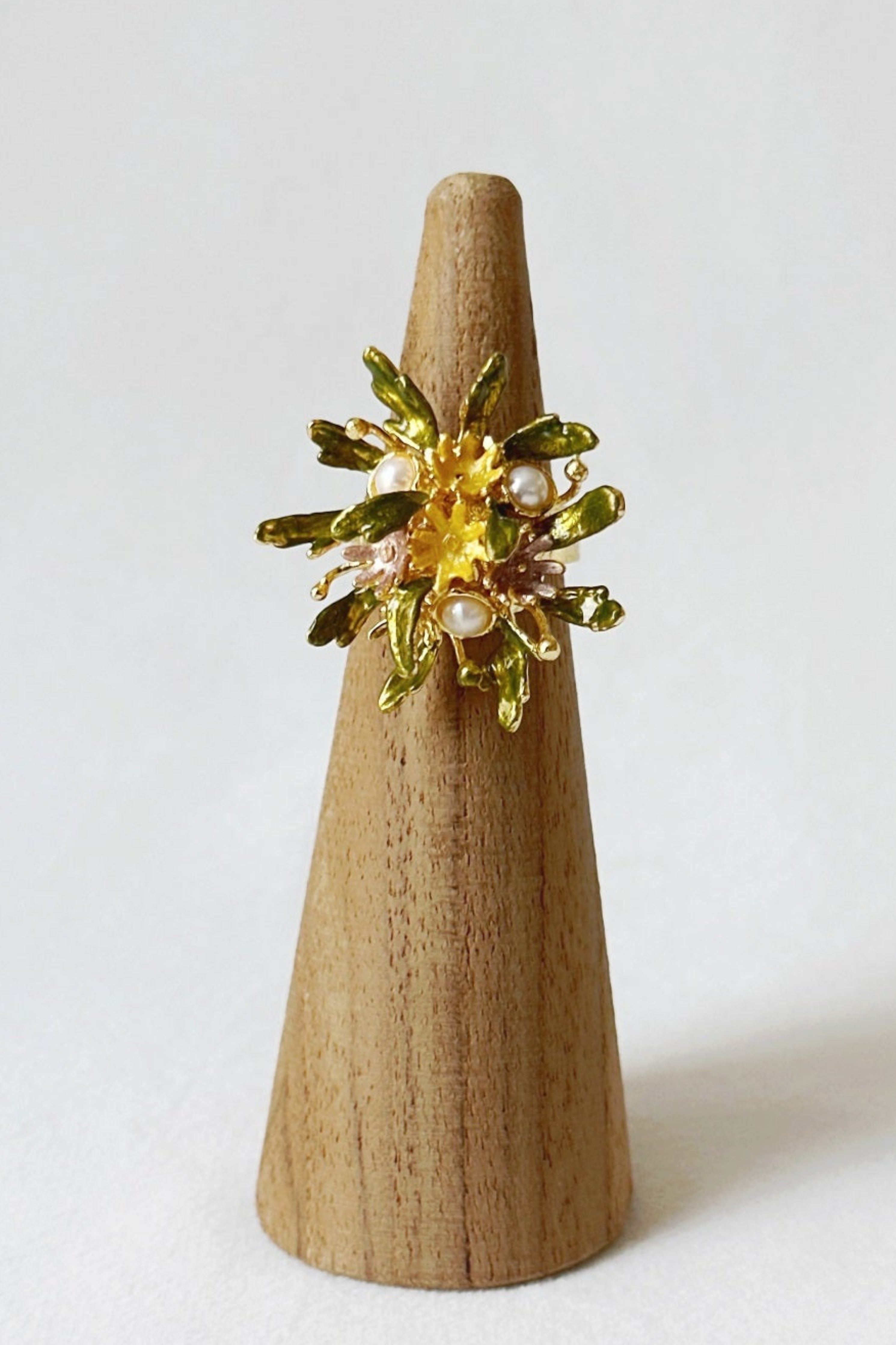 Flowerburst Ring Pastel Garden