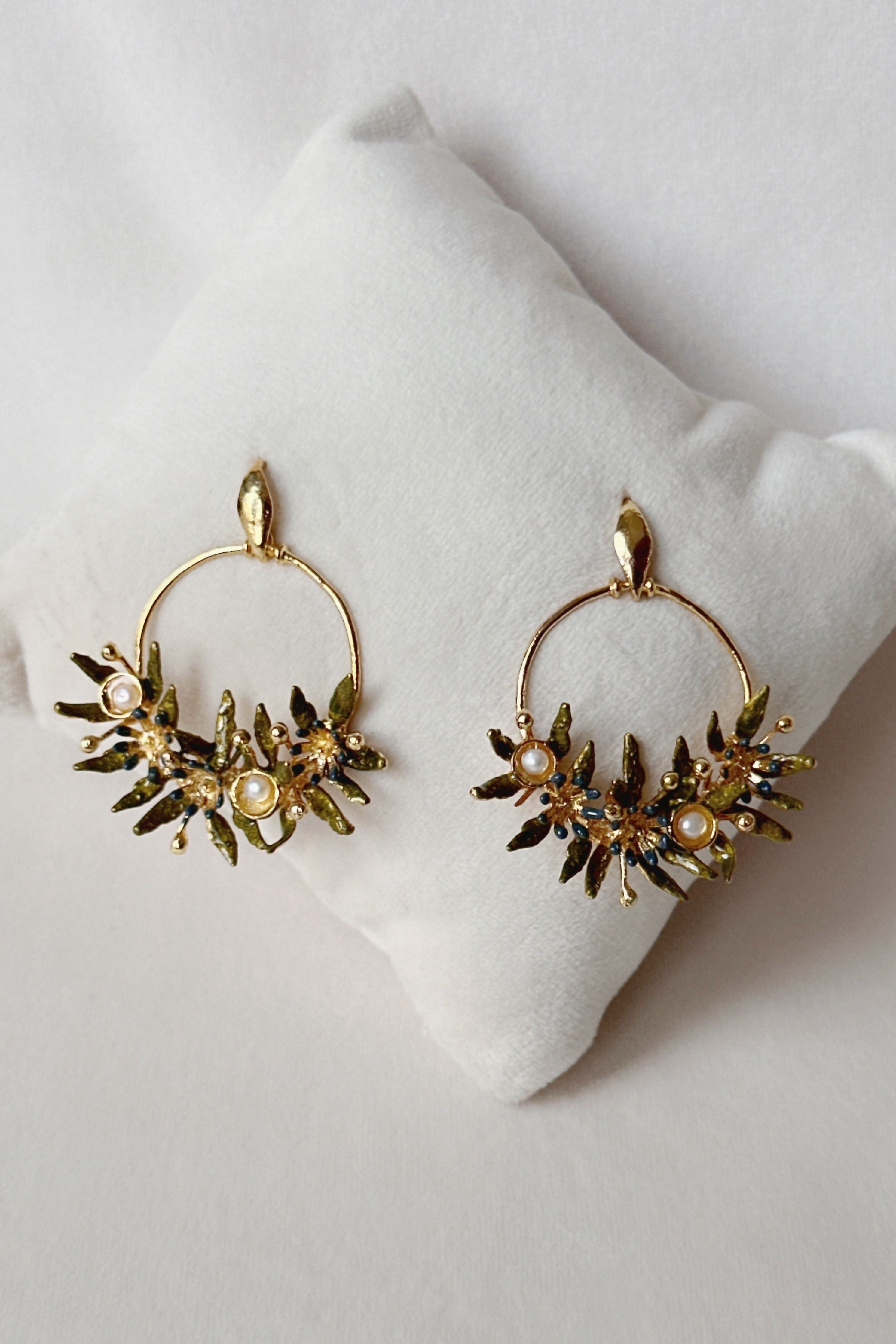 Festive Chandbali Small Blue