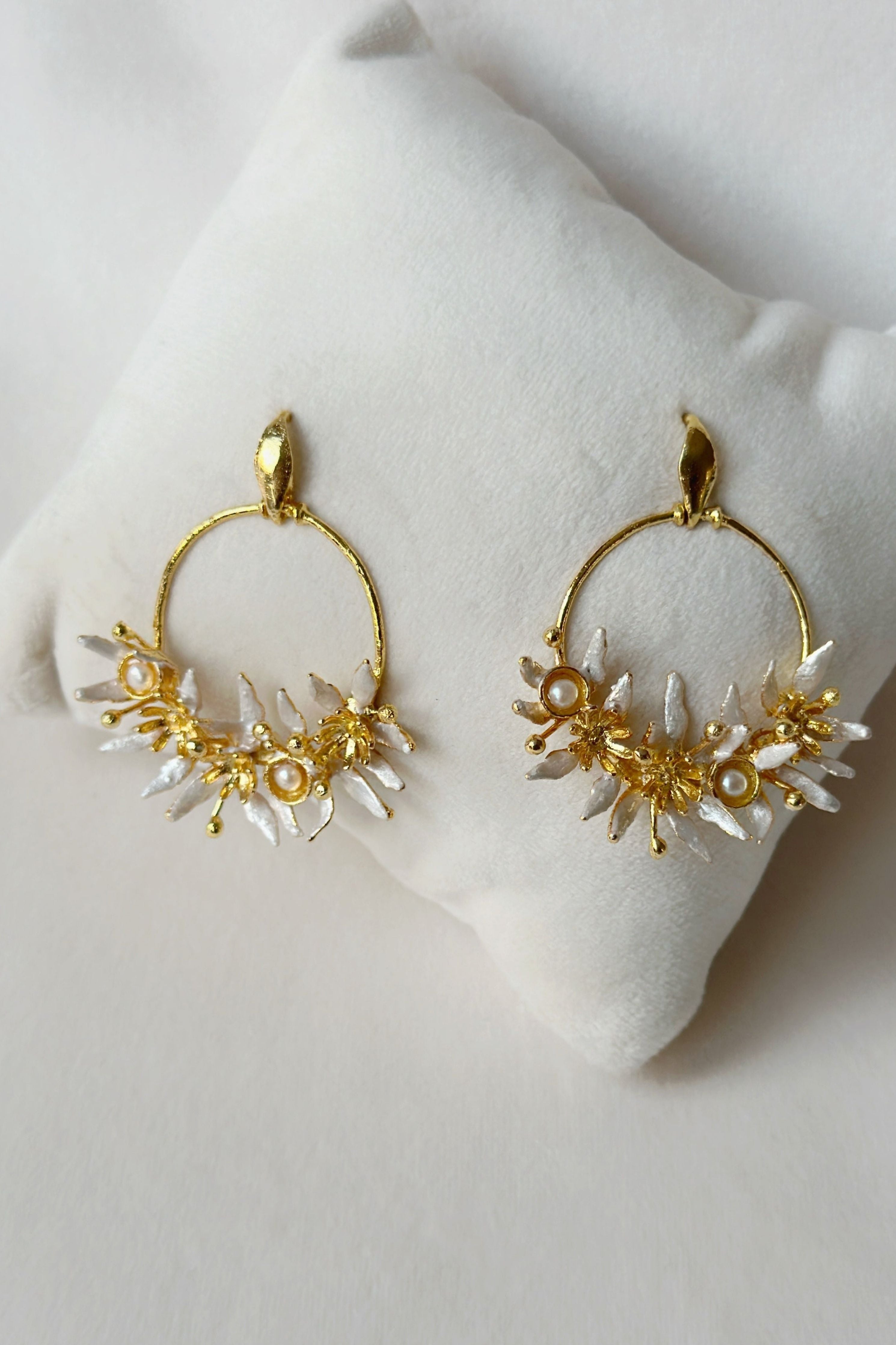 Festive Chandbali Small White