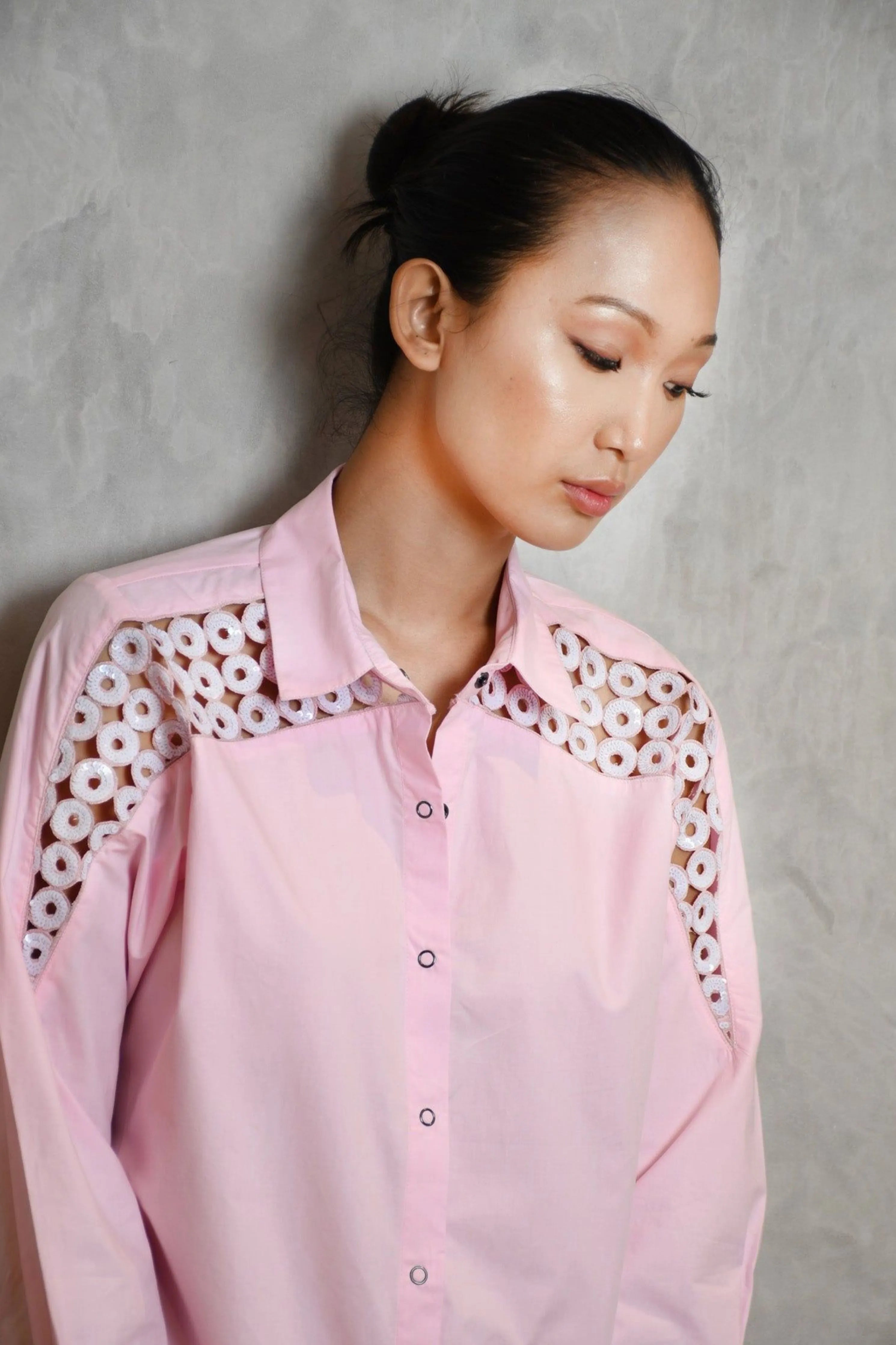 Pink Cotton Comfort Fit Shirt With Cutwork Embroidery