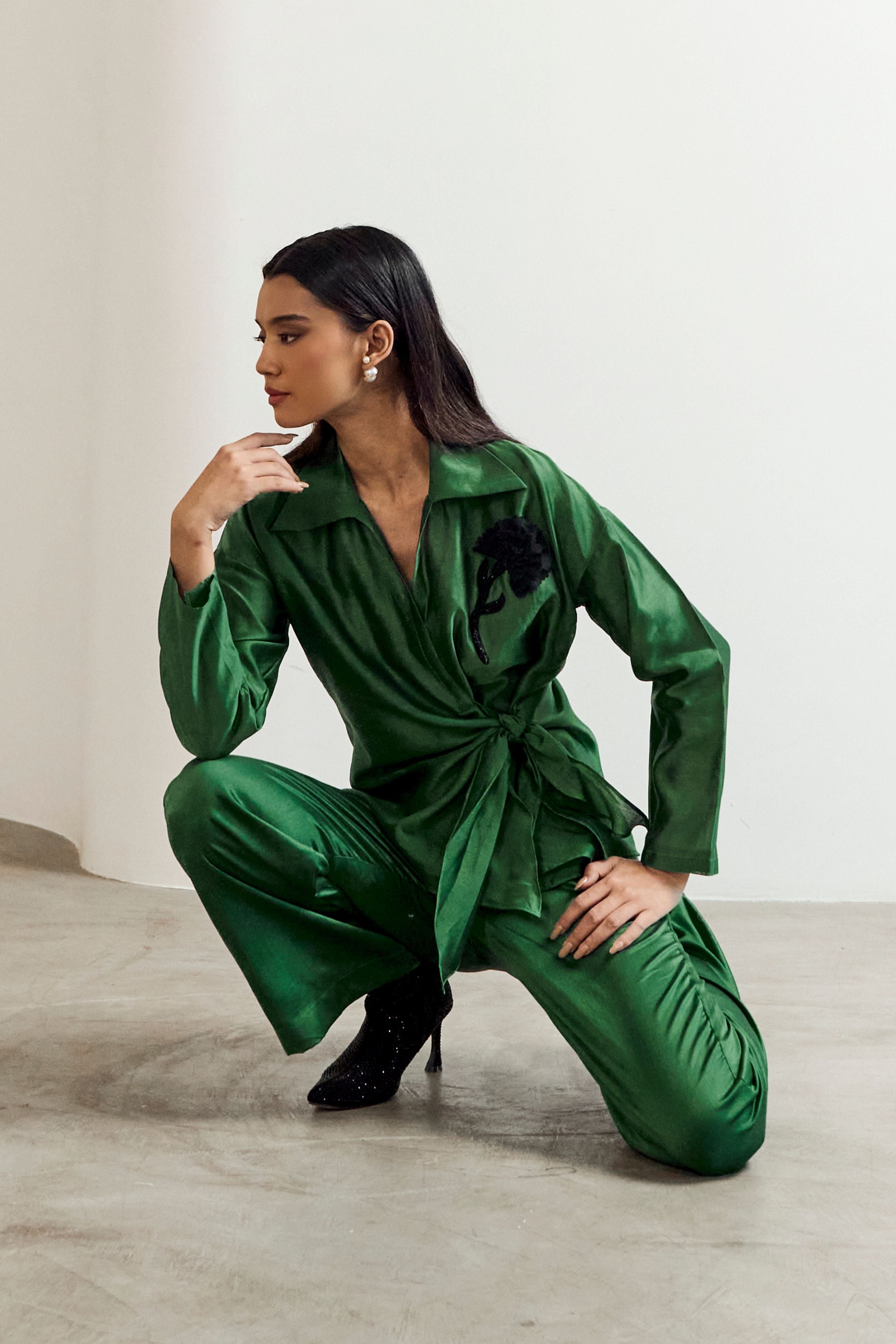 Green Brooch Side tie Coord