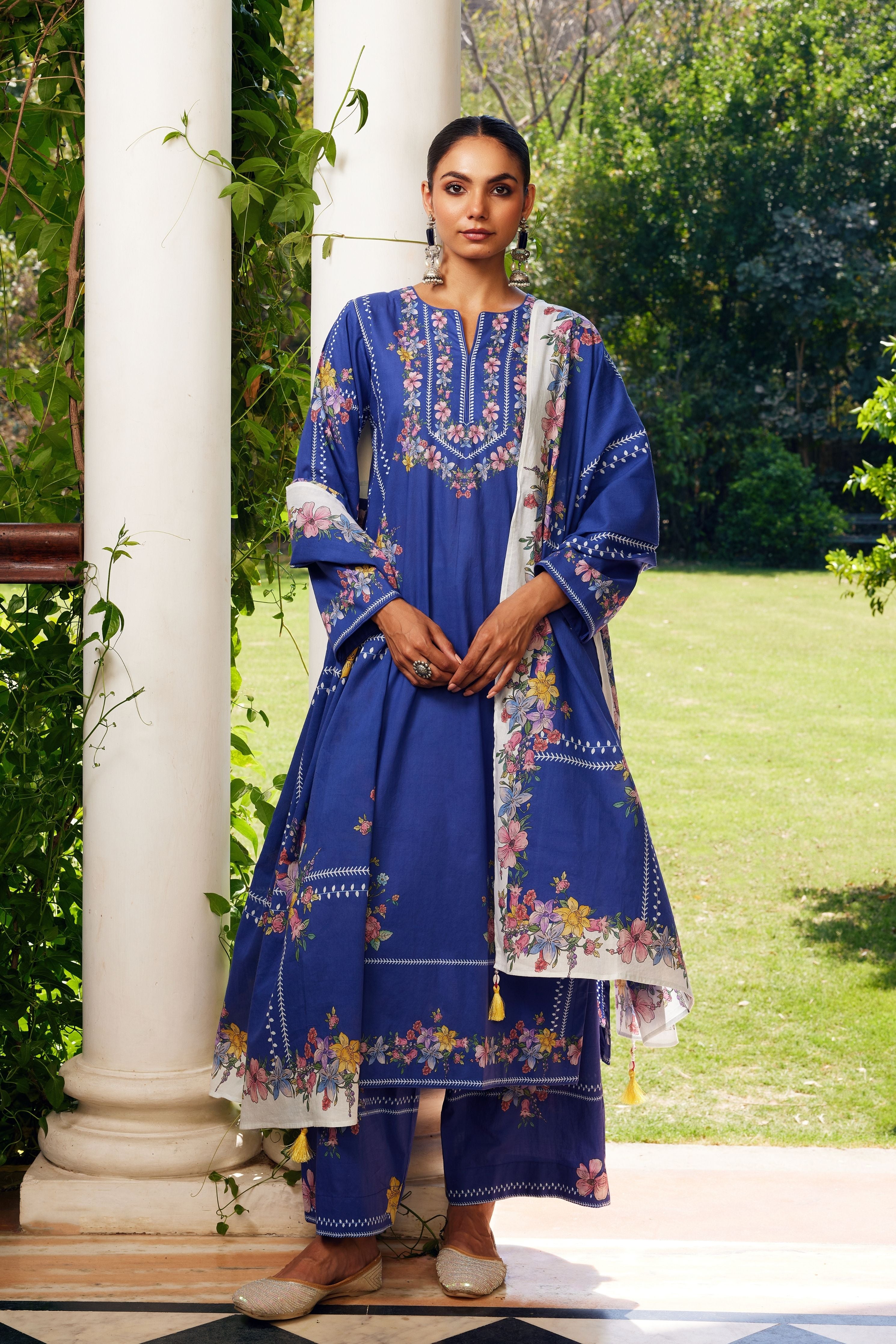 Blue Gulzaar Kurta Set