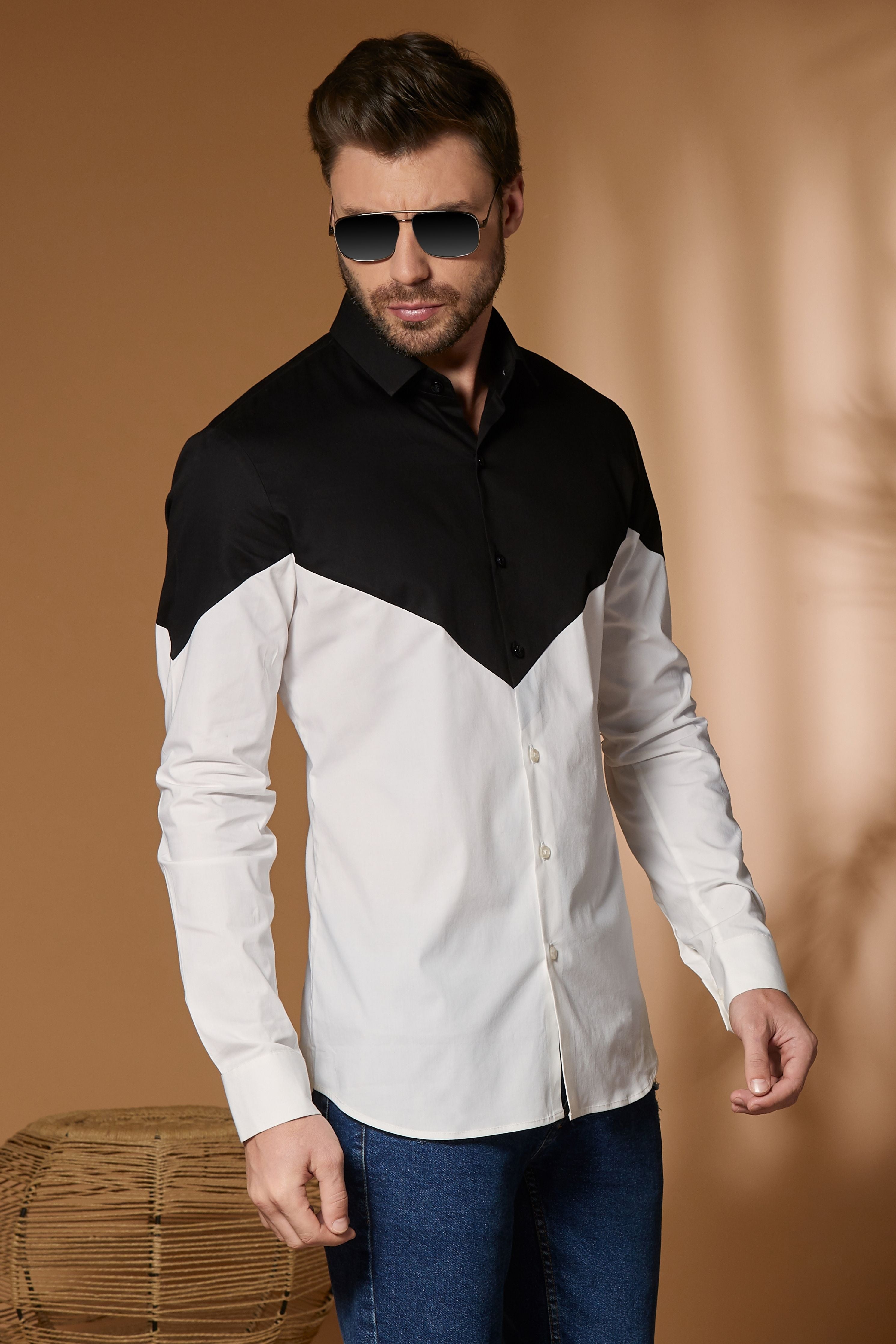 Chevron White-Black