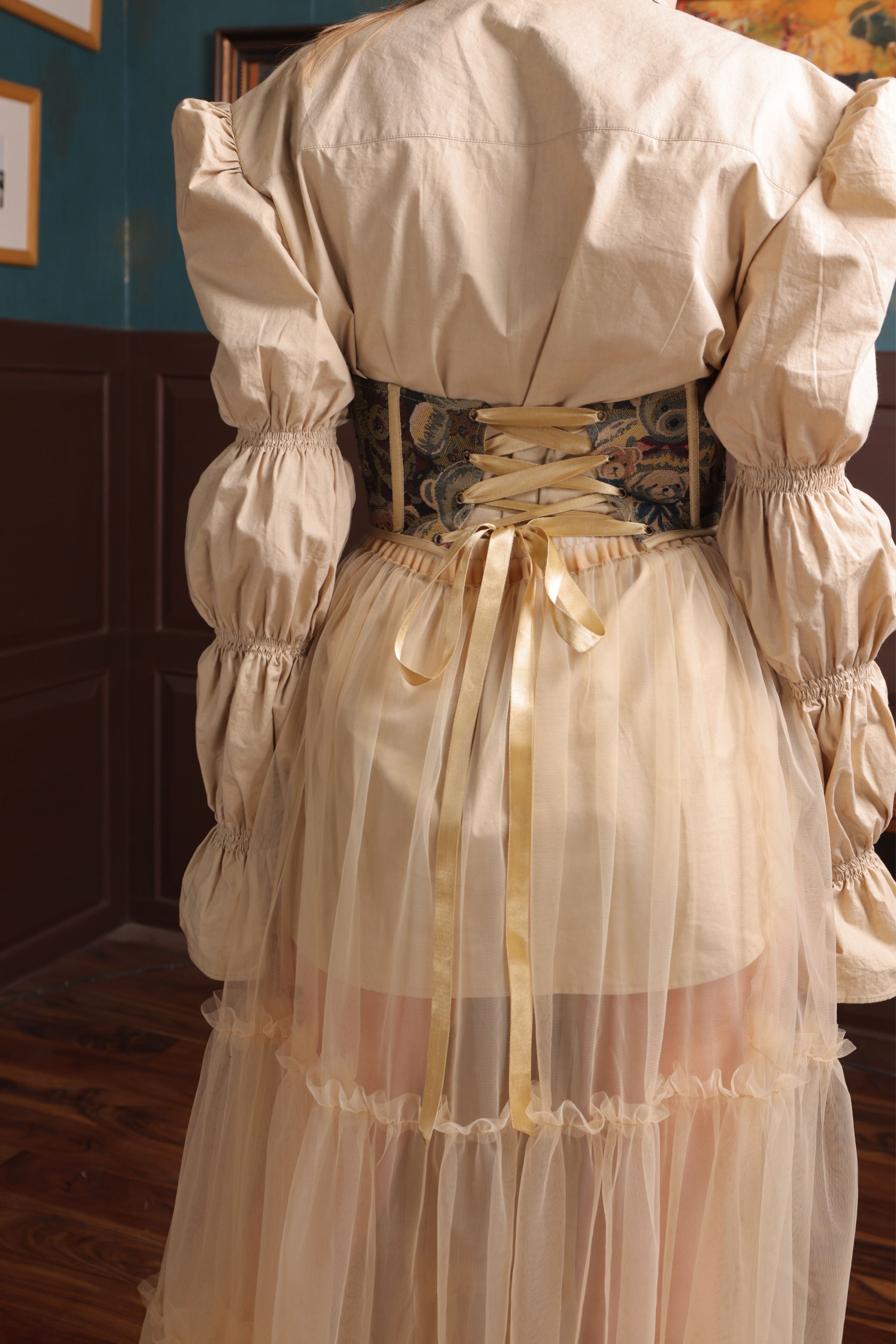 Hug And Haute Set