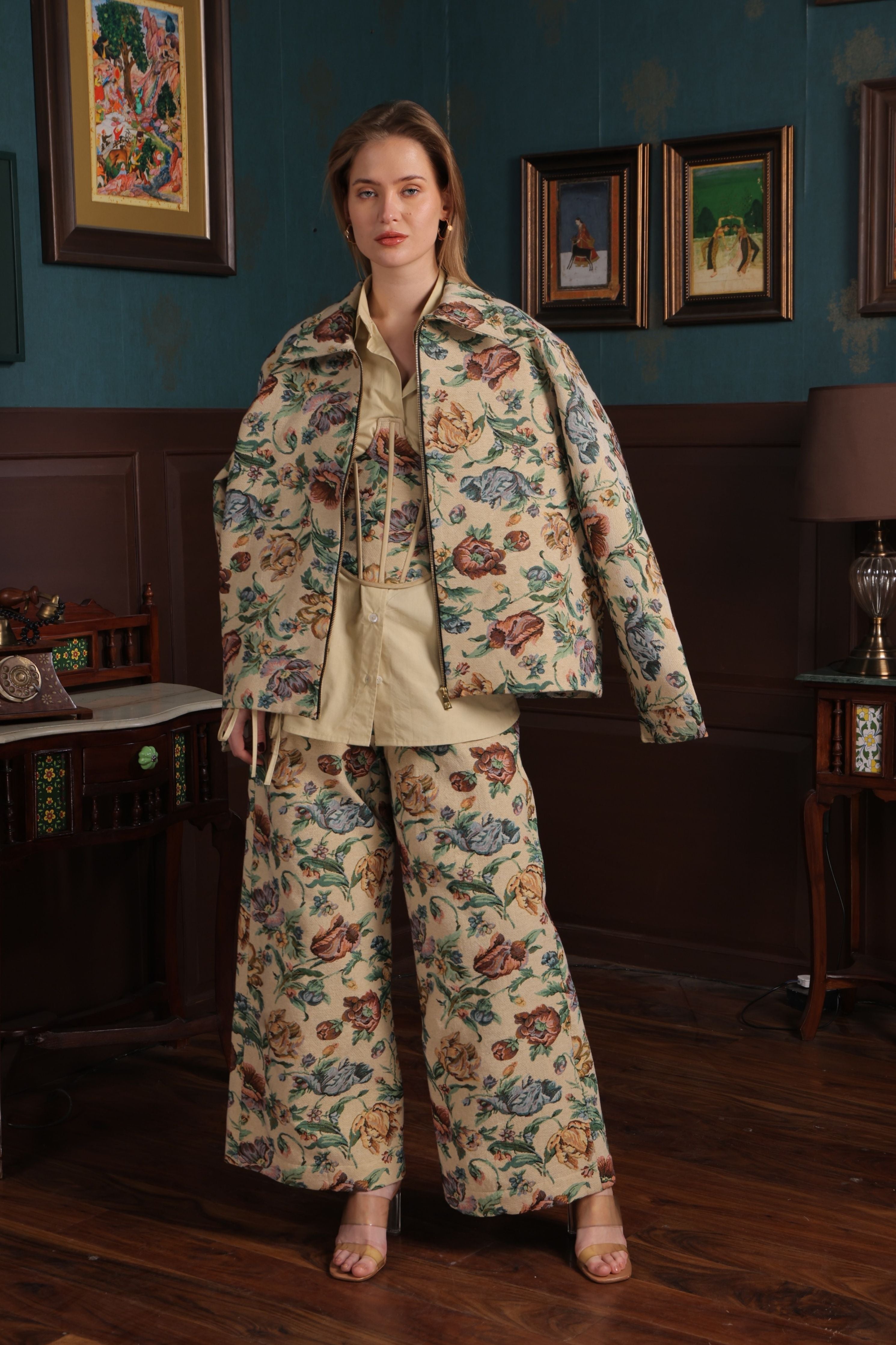 Daizy Charm Jacket Set