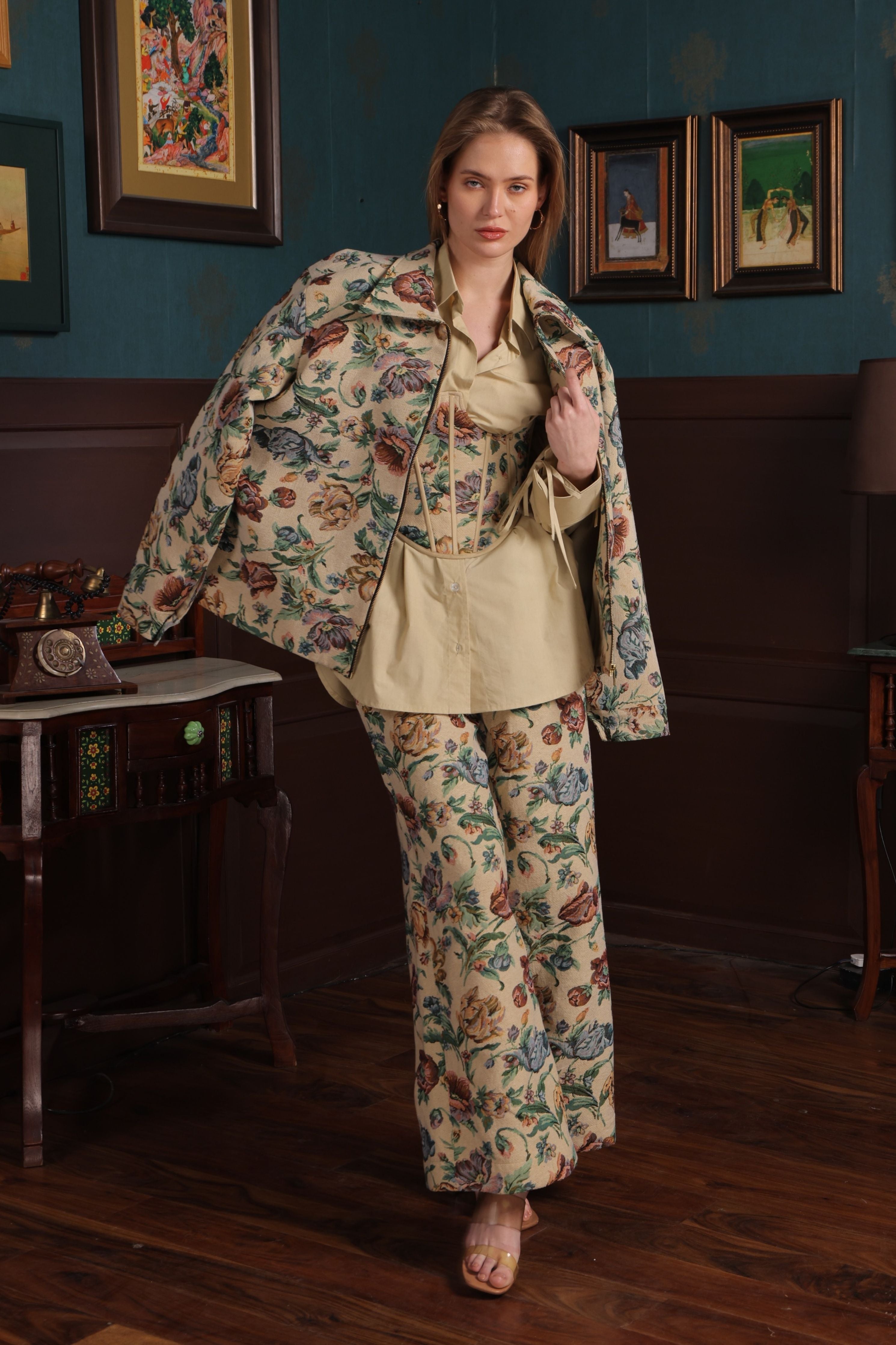 Daizy Charm Jacket Set
