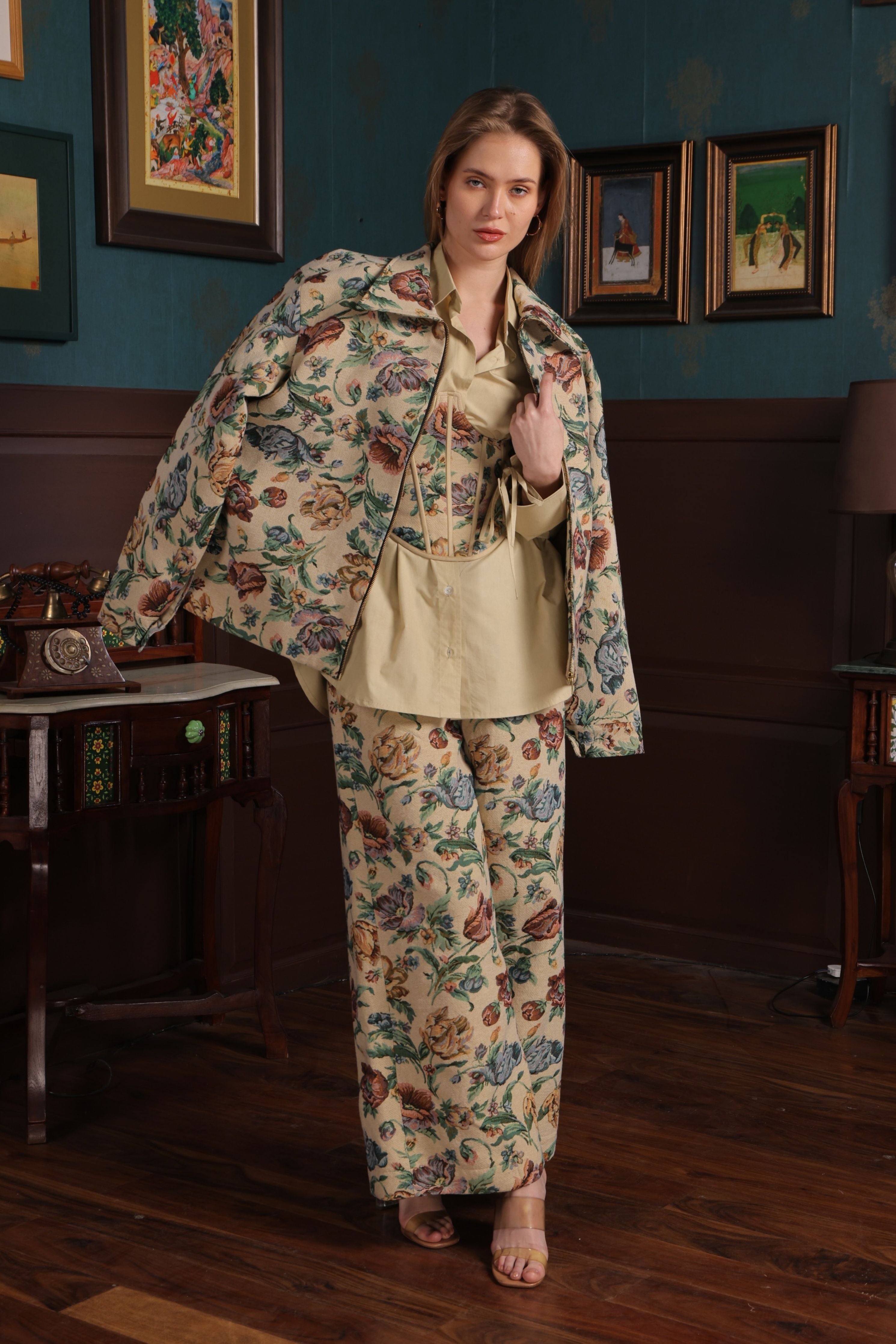 Daizy Charm Jacket Set