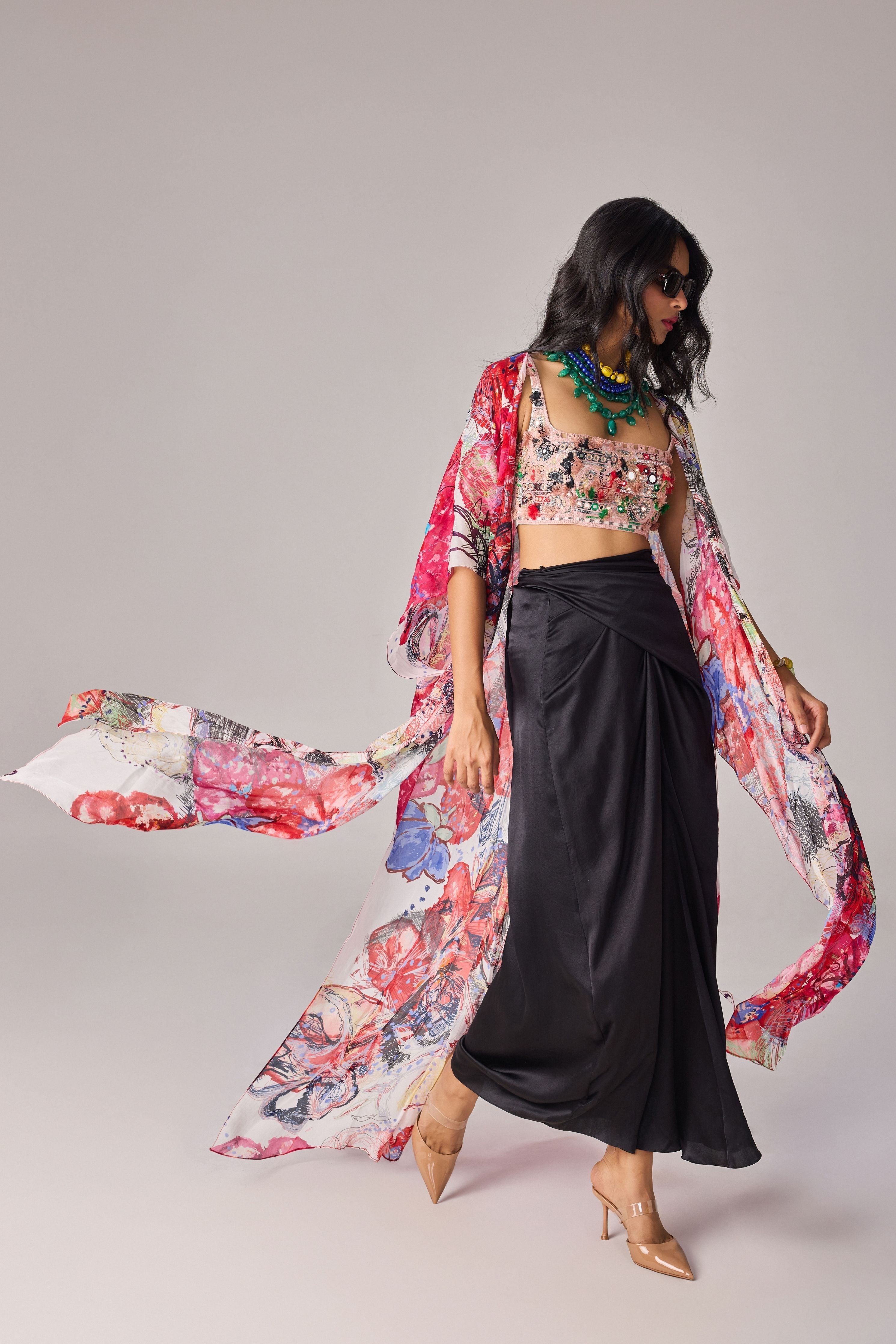 Dolly Cape Set