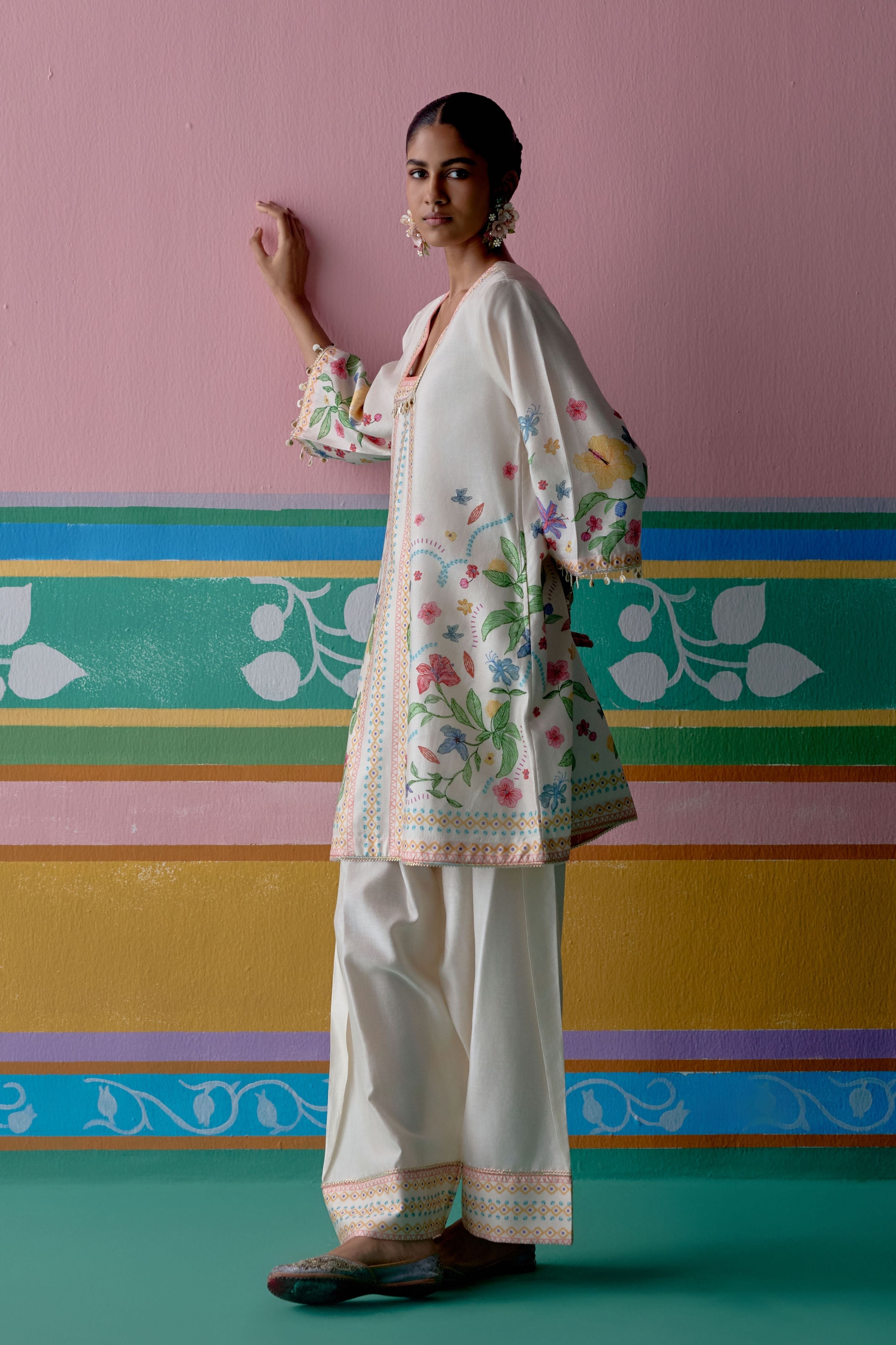 Ecru Floral Square Neck Kurta Set