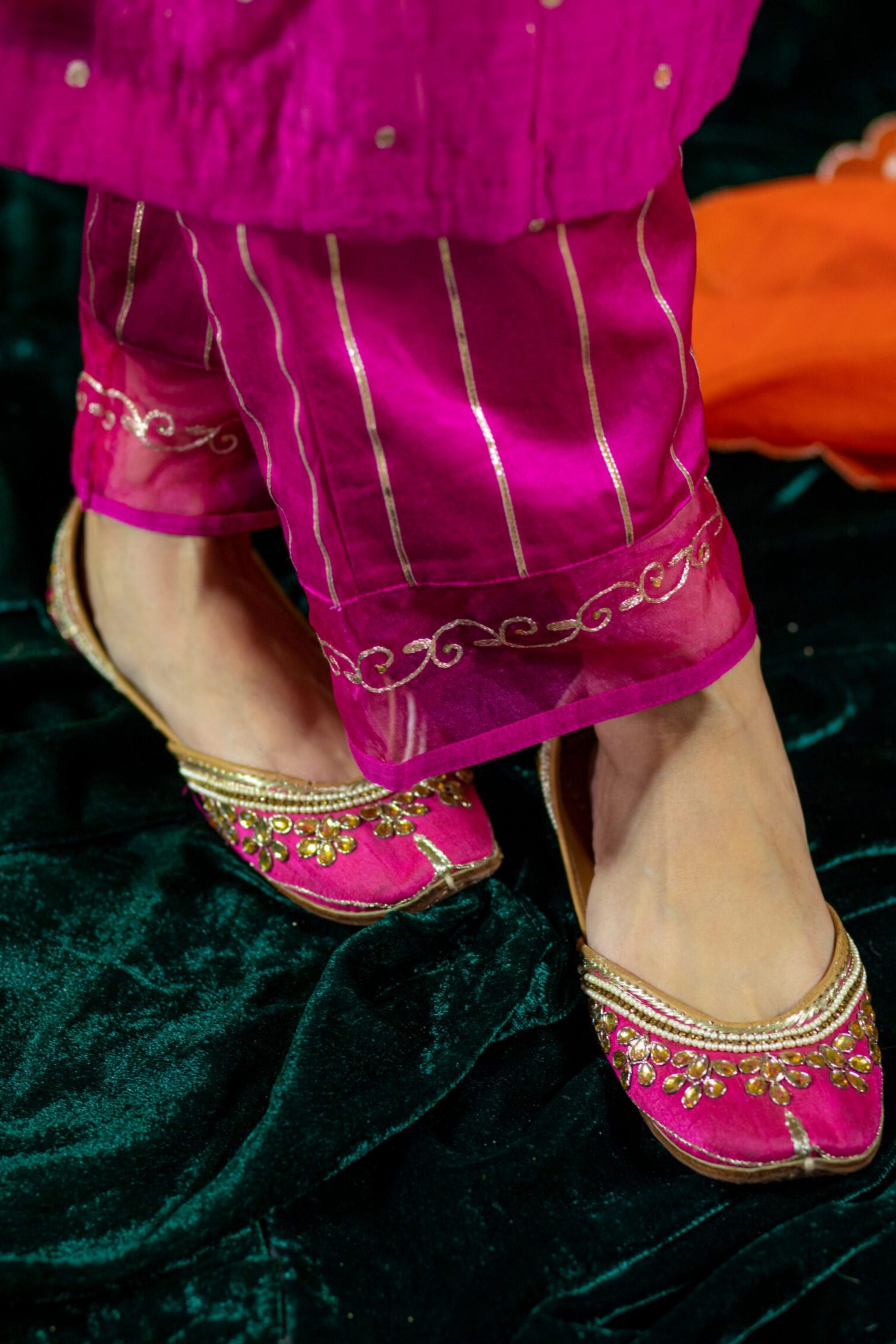 Fuchsia V-Neck Kurta Suit set
