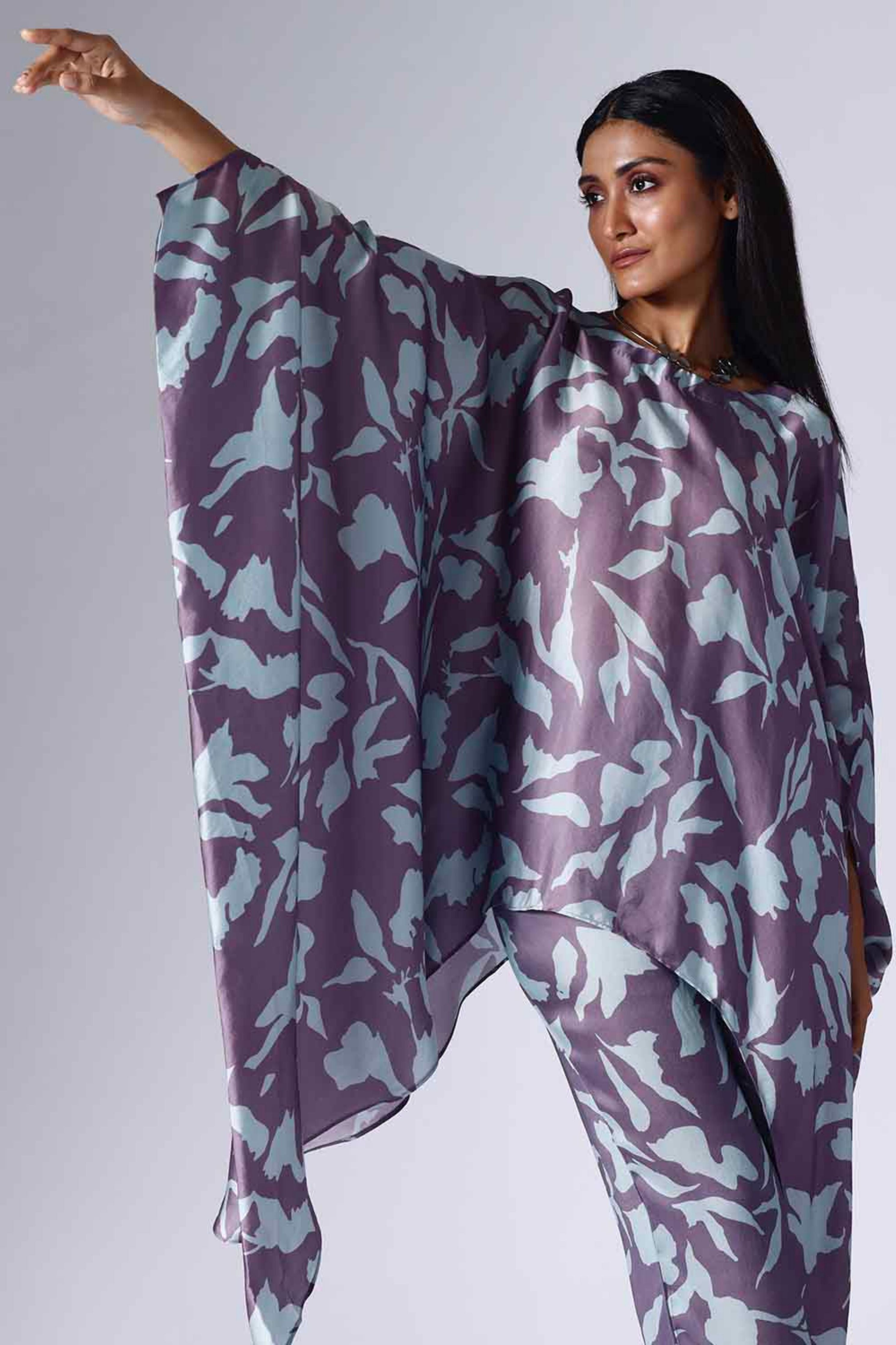 Foliage Poncho Set