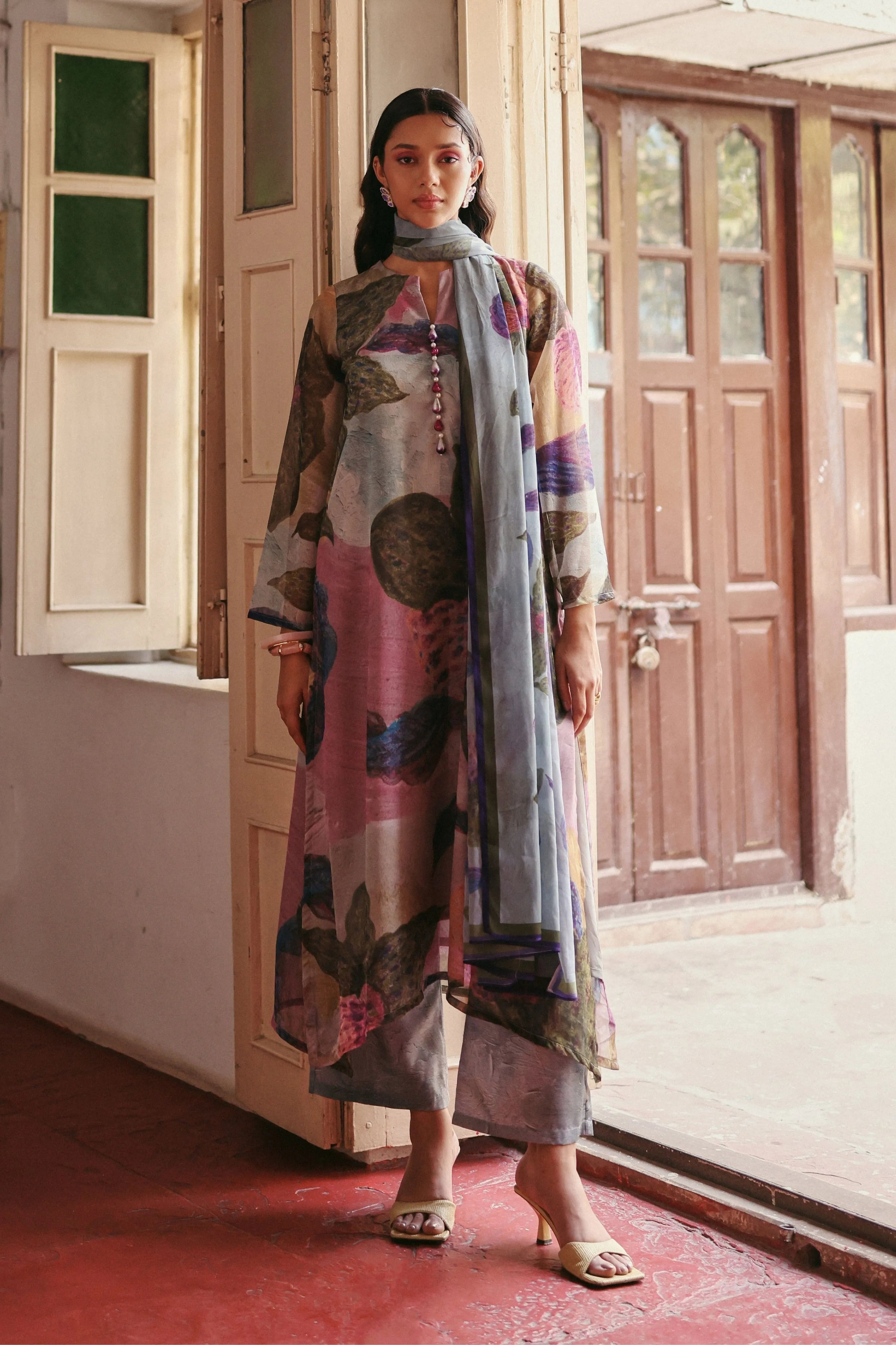 Purana Afsana Kurta Set