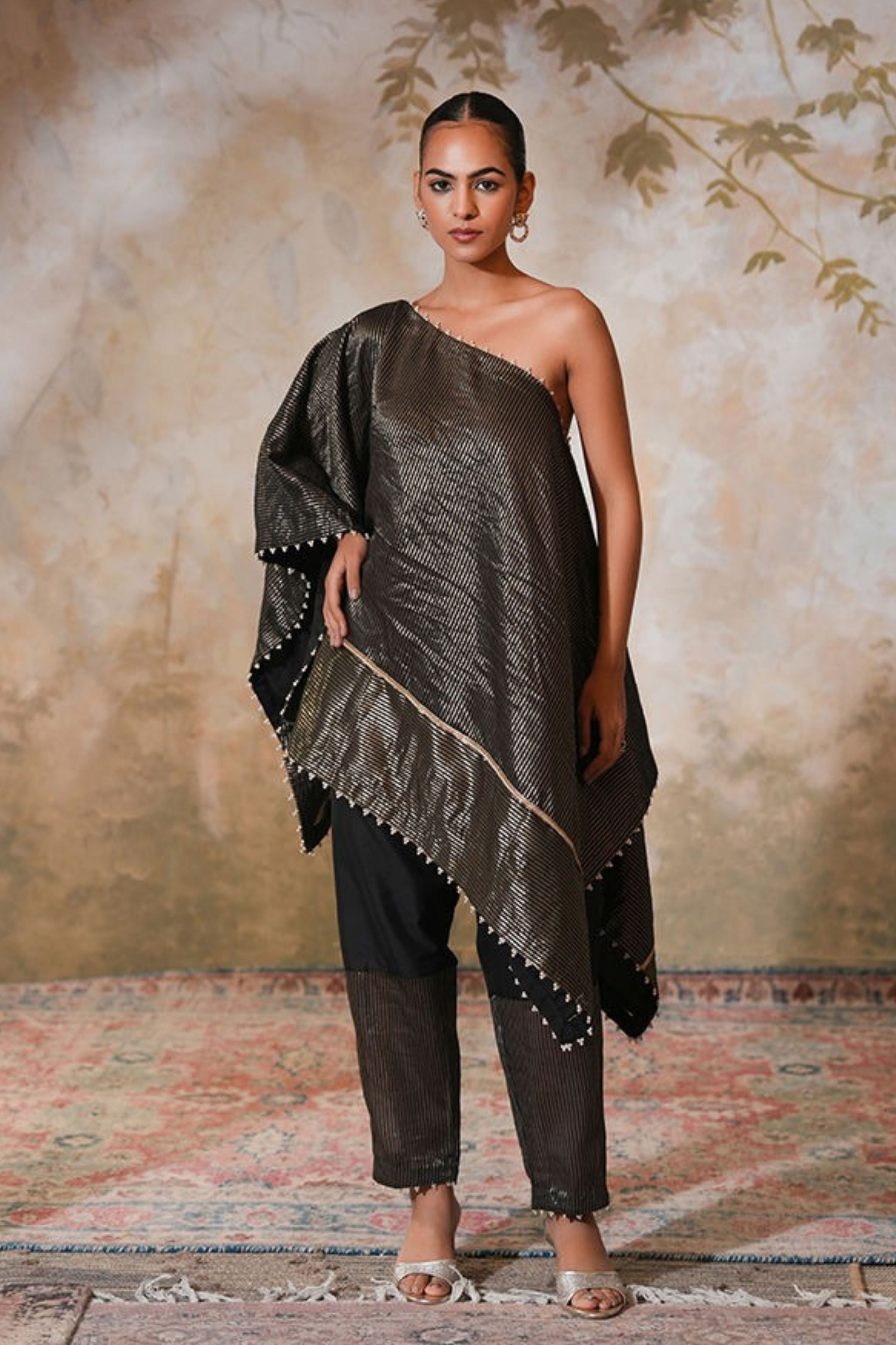 Kohl Tissue Silk Kaftan Set
