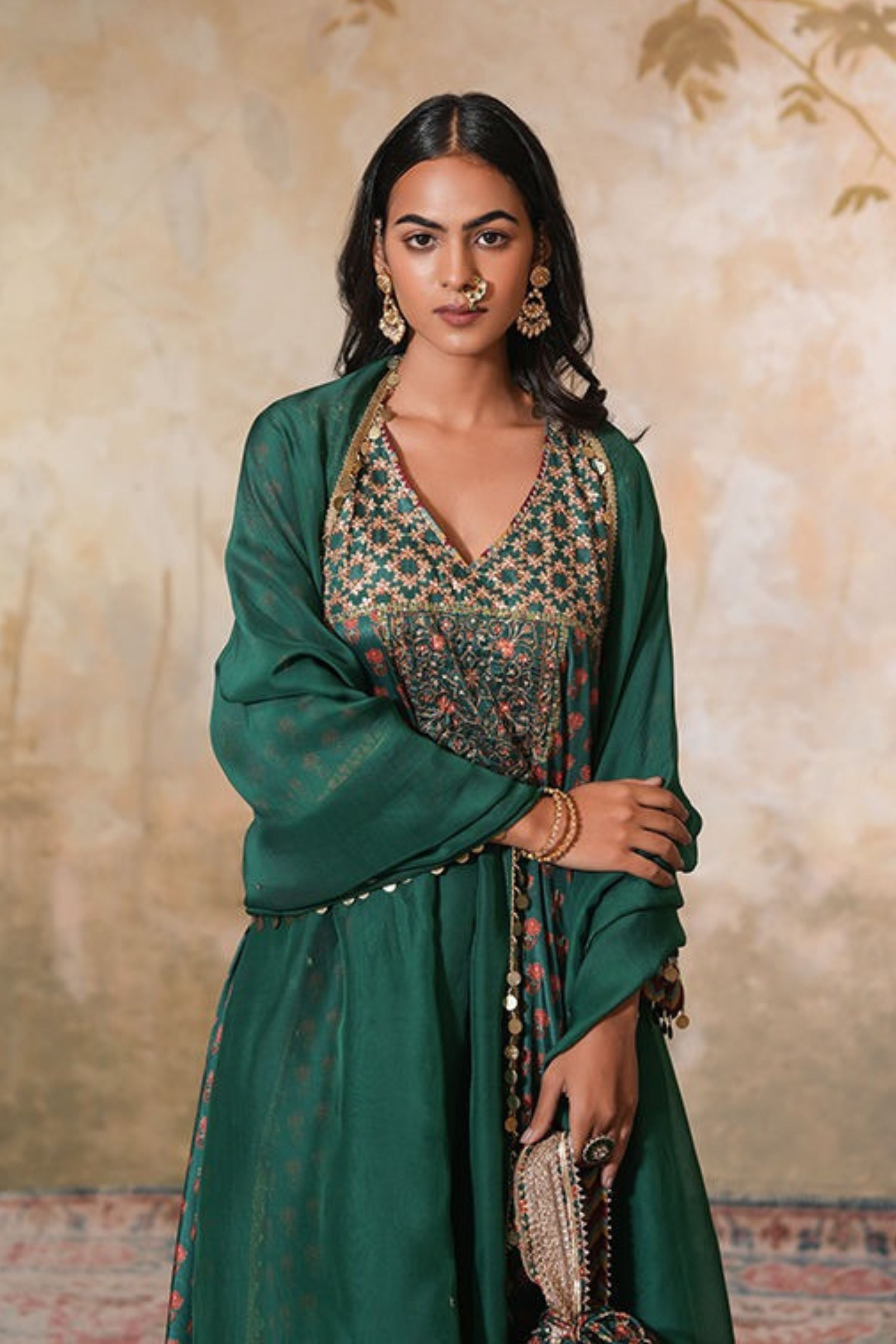 Gulnaz Sitara Kurta Set With Dupatta