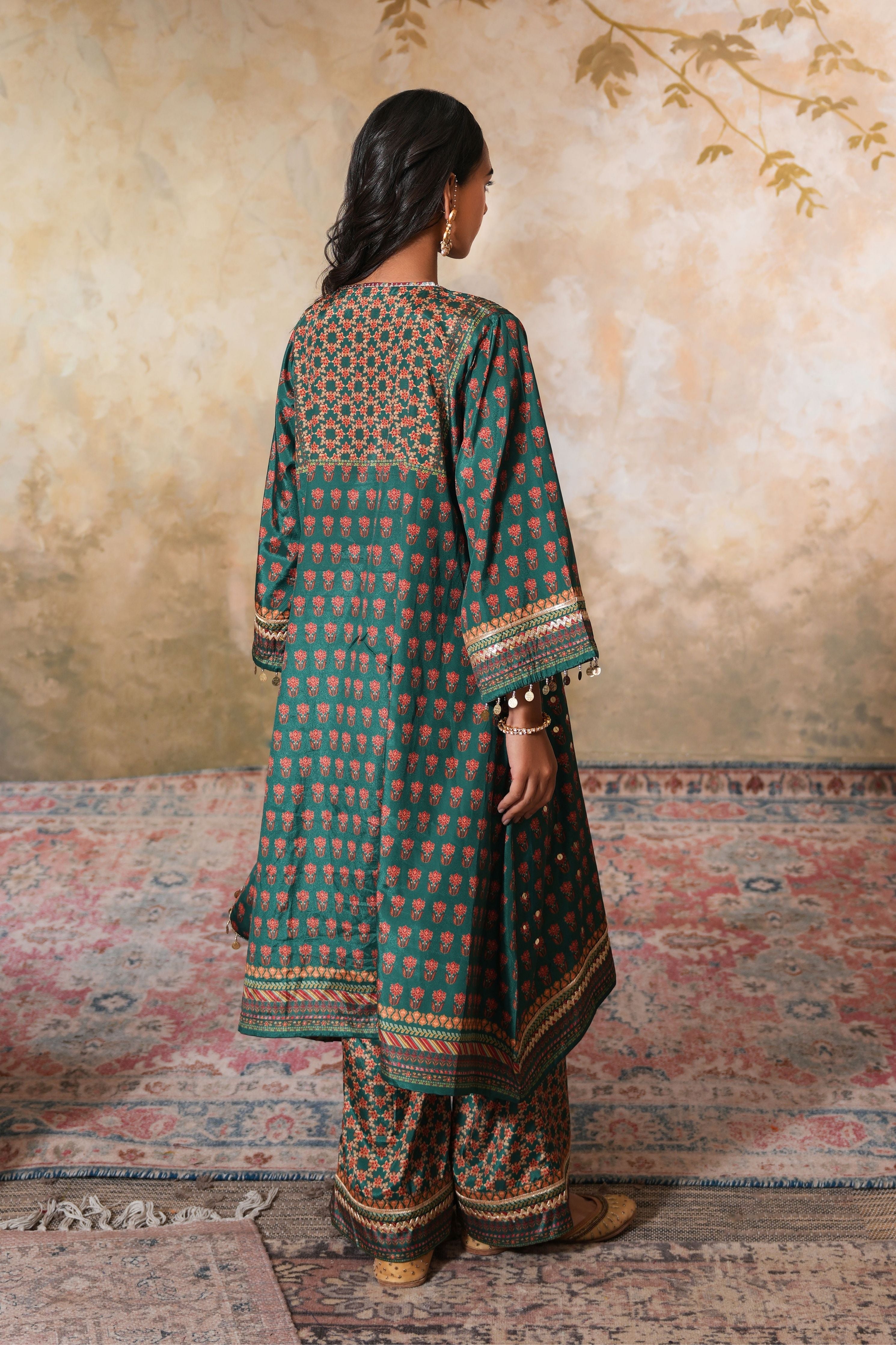 Gulnaz Sitara Kurta Set With Dupatta