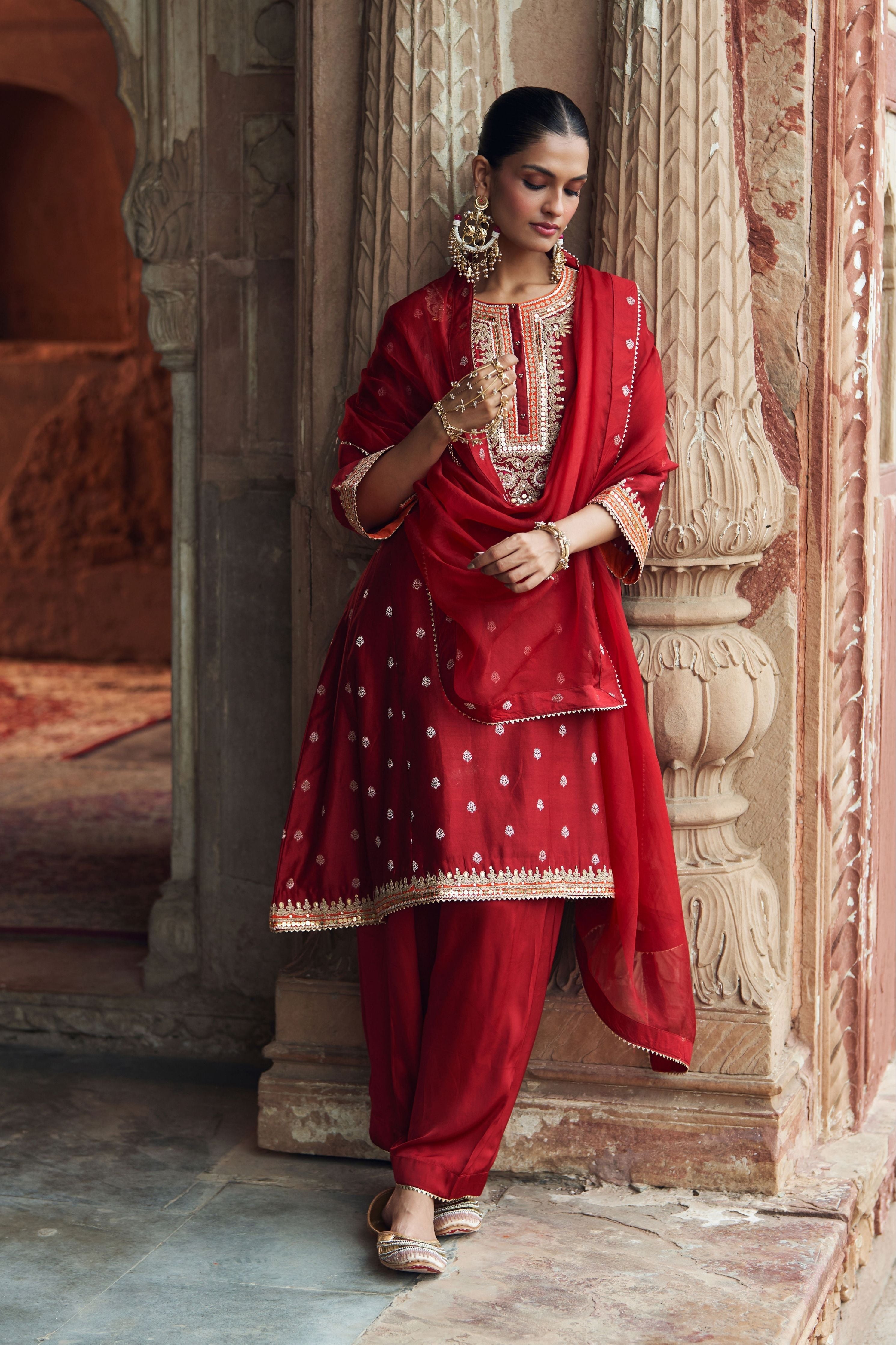 Inaayat Hotpink Chauga With Salwar With Dupatta