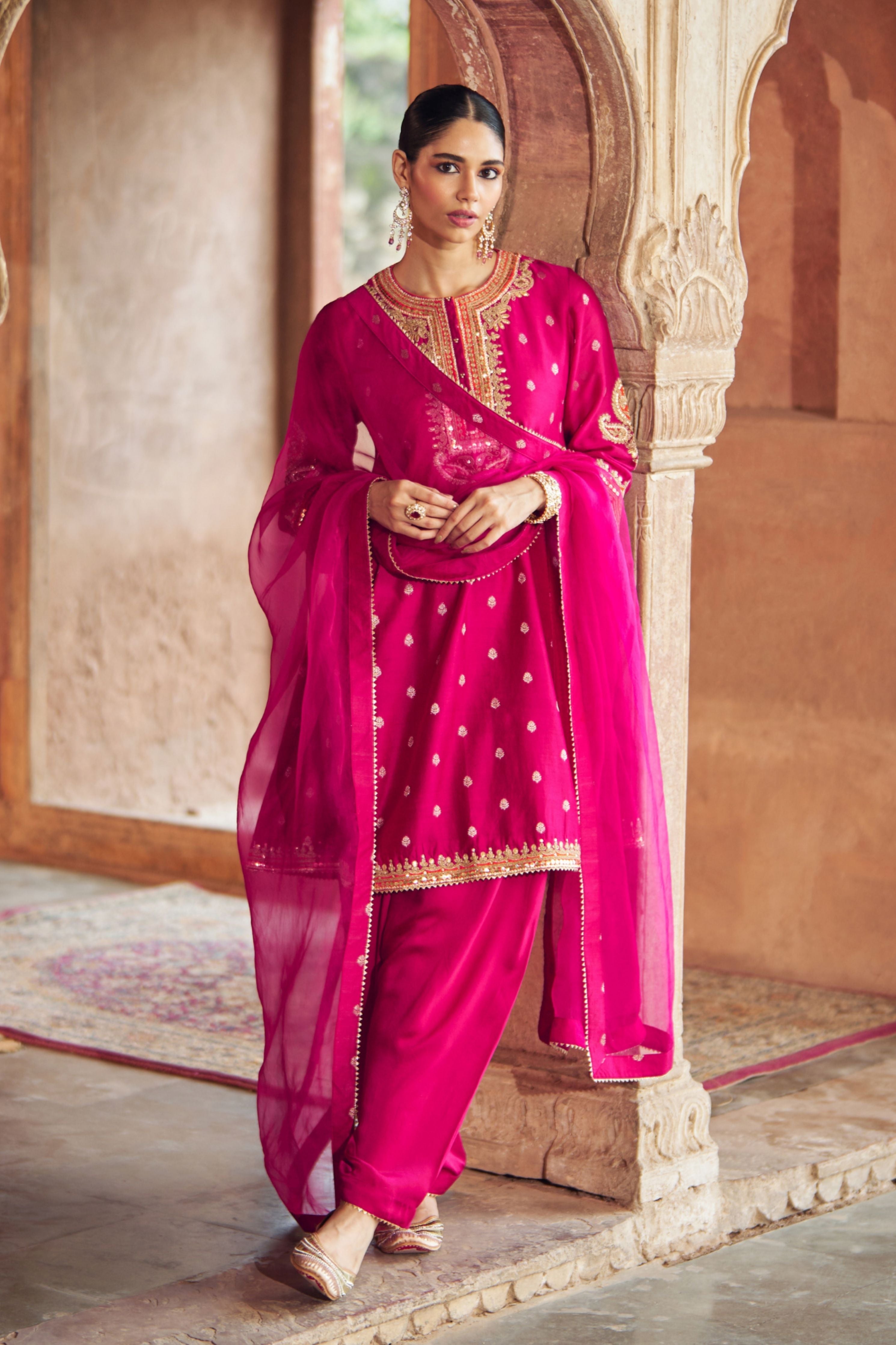Inaayat Hotpink Chauga With Salwar With Dupatta