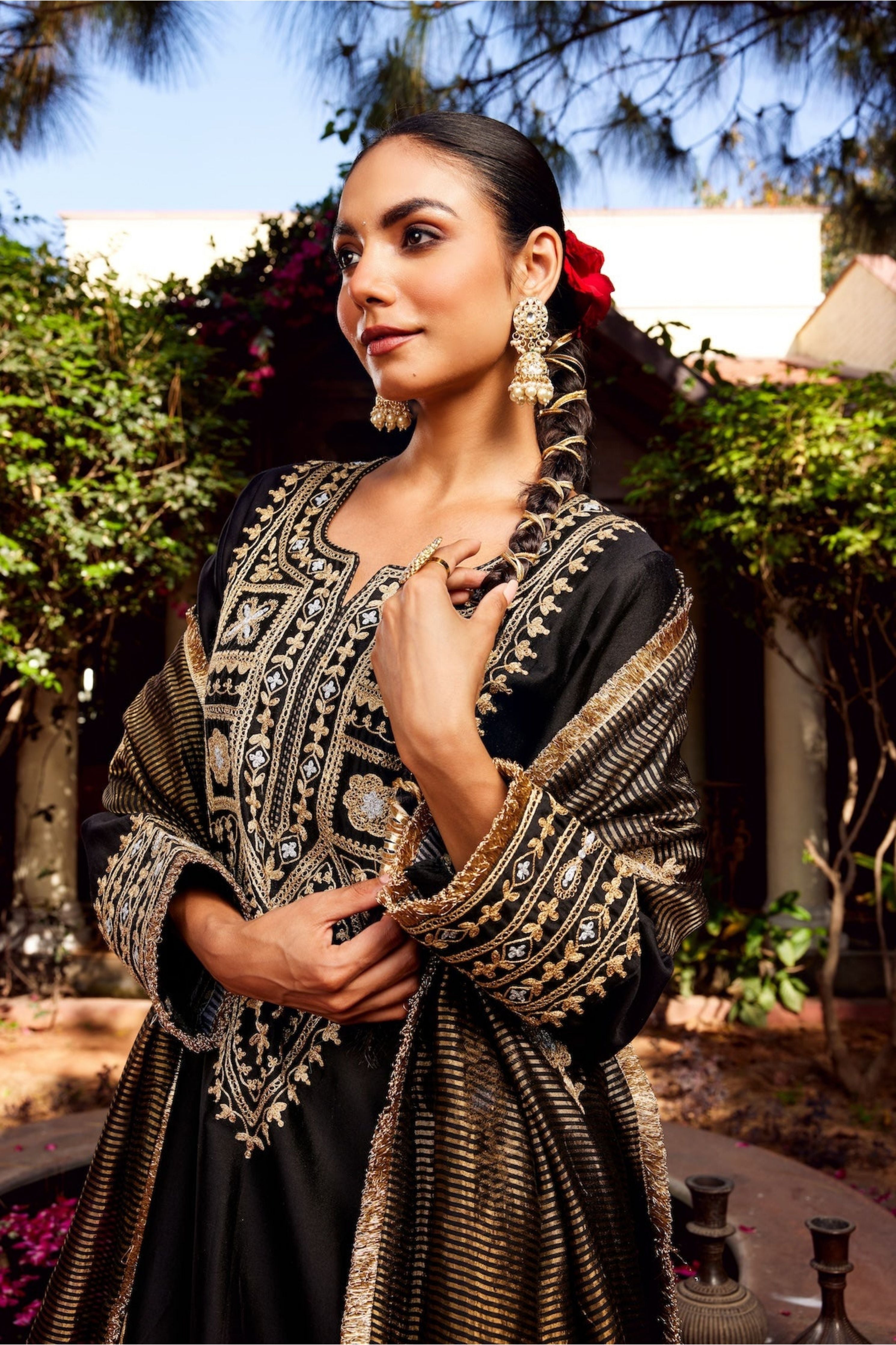 Black Inayat Kurta Set