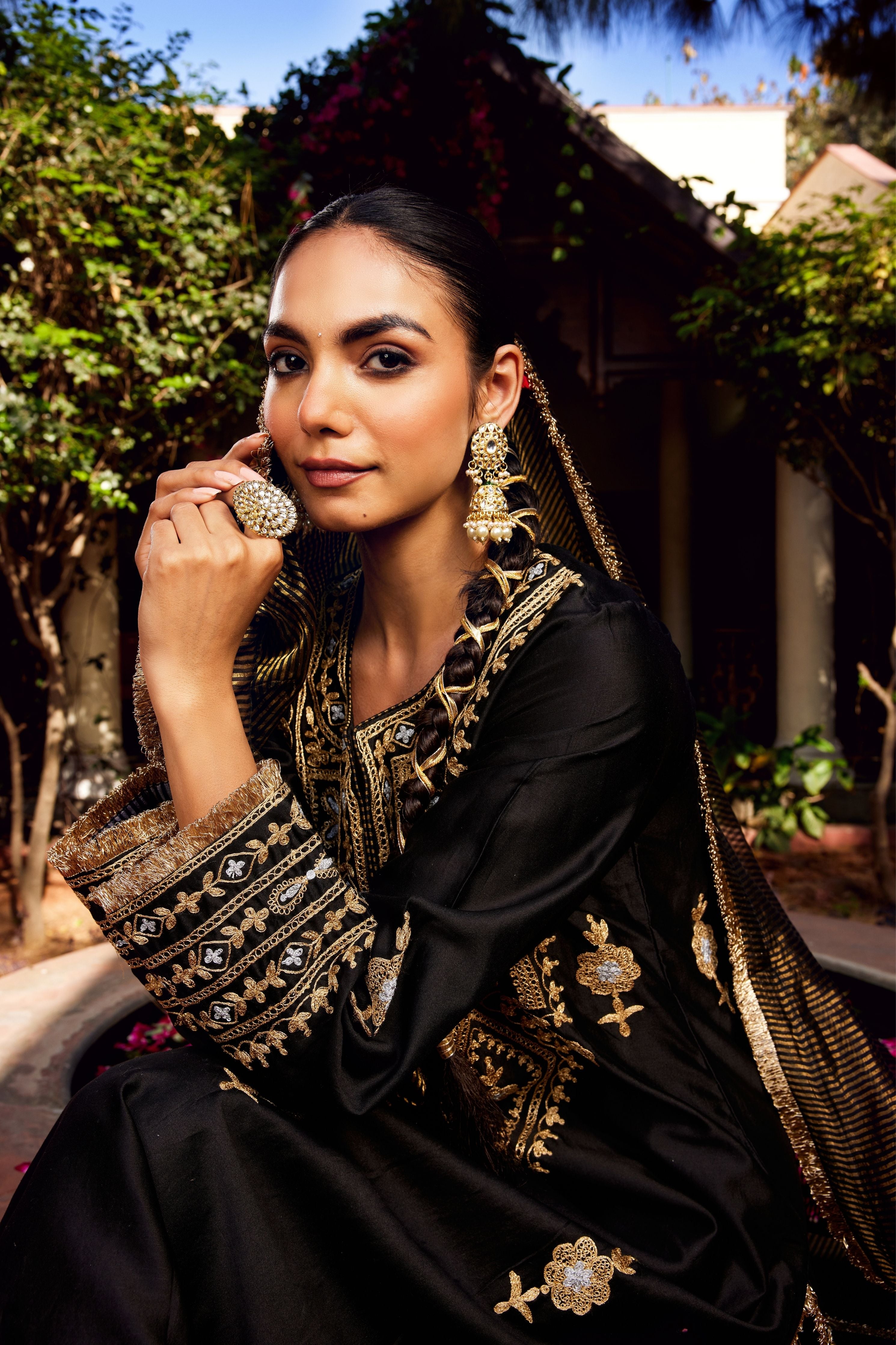 Black Inayat Kurta Set