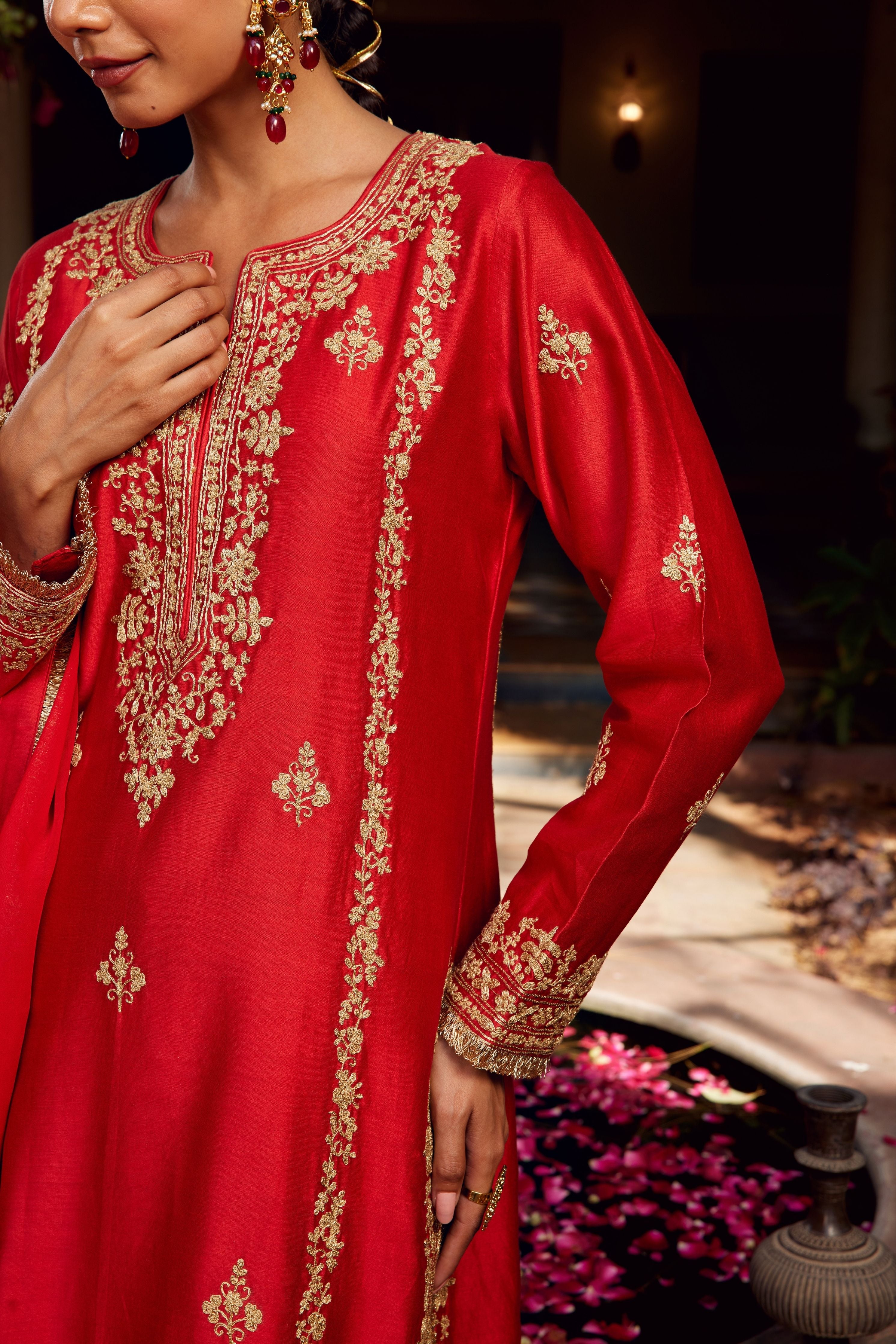 Sindoori Inayat Kurta Set