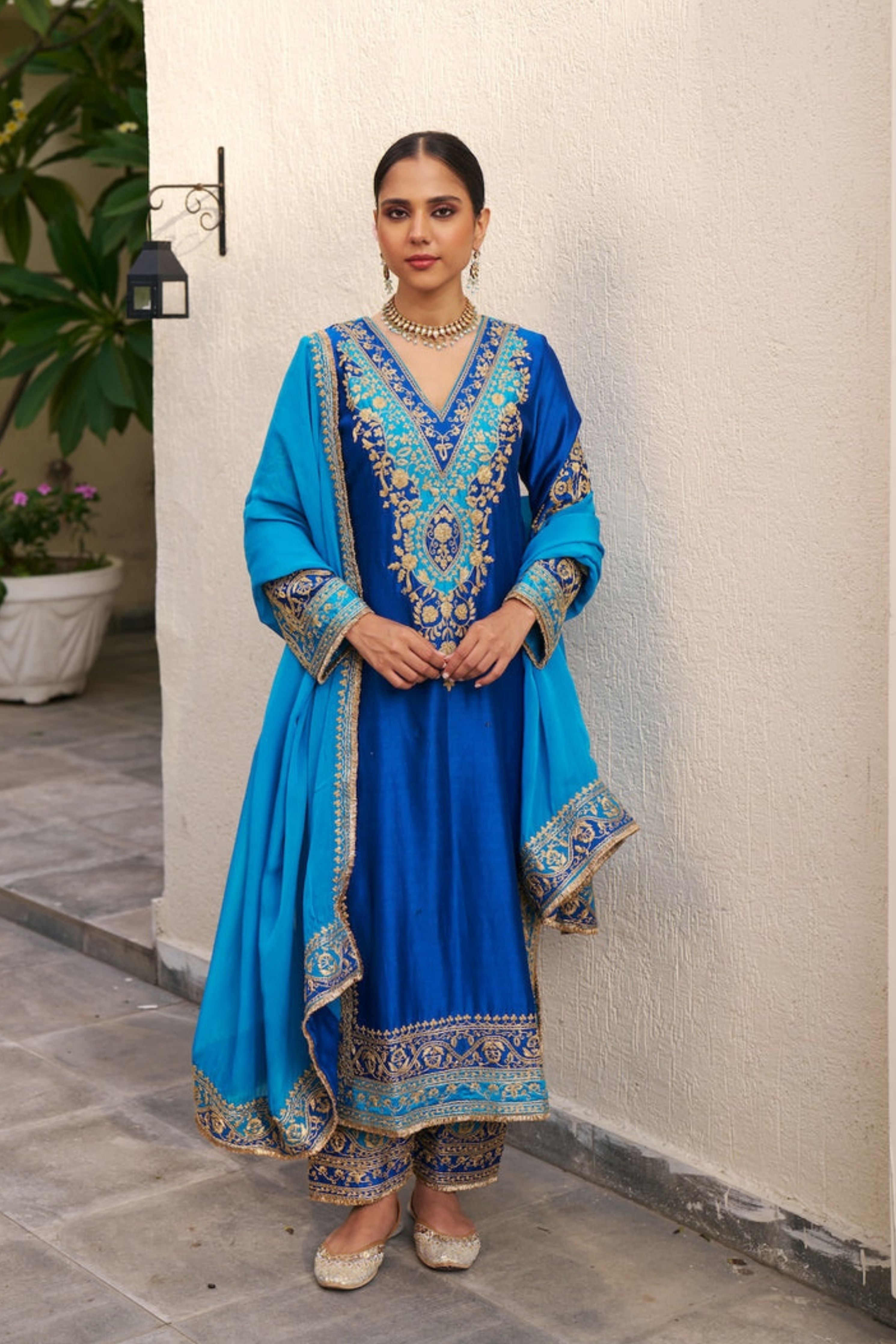 Inayat Blue Firozi Kurta Set
