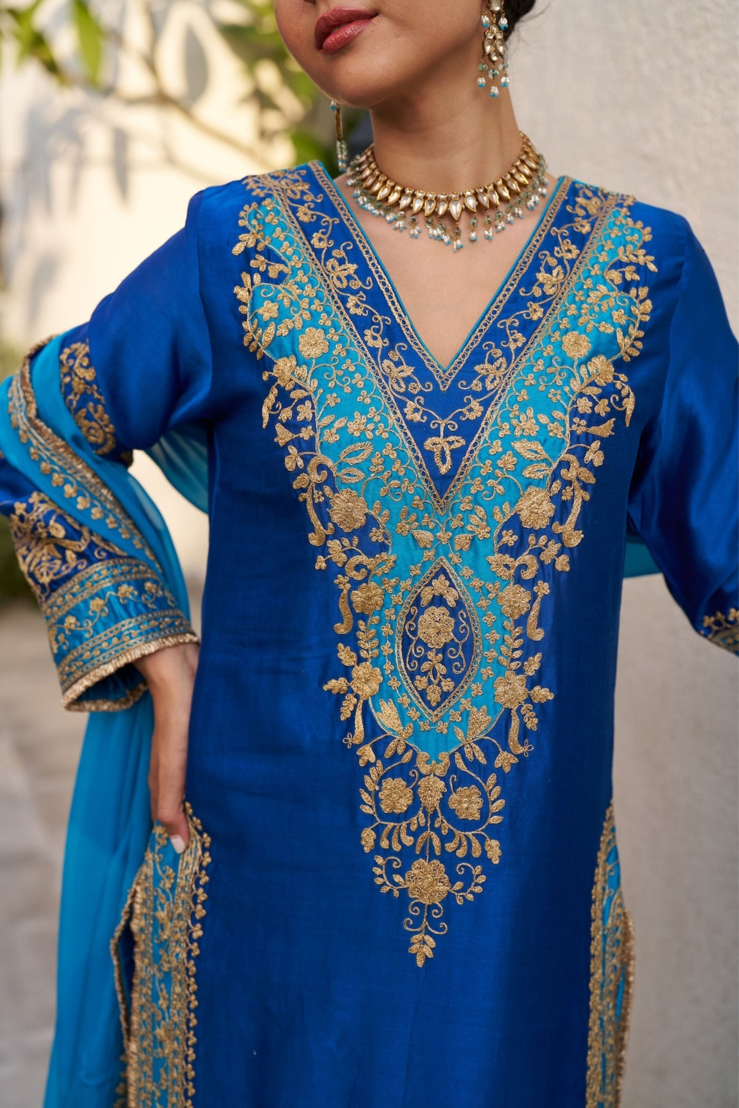 Inayat Blue Firozi Kurta Set