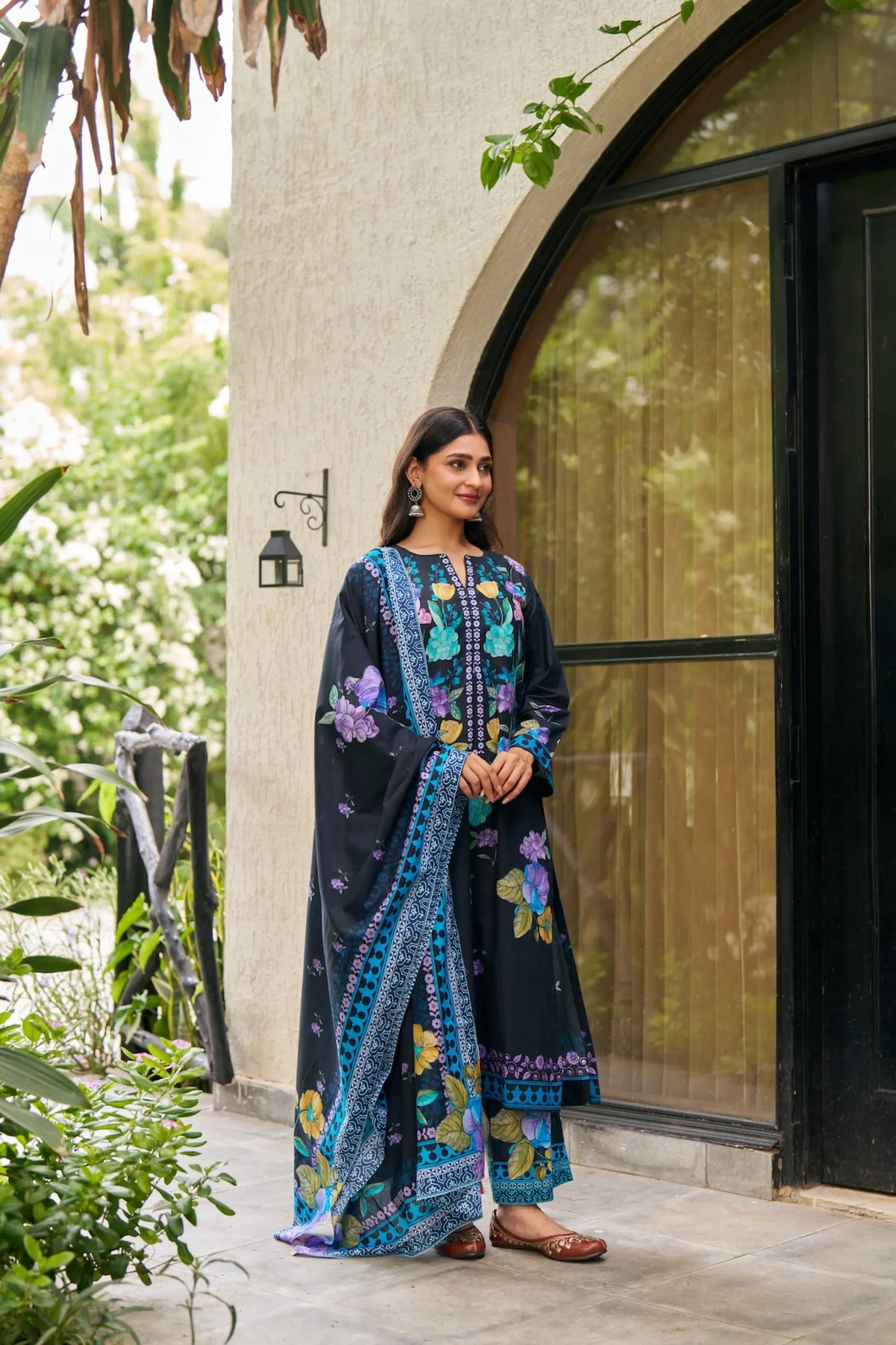 Dhwani Black Kurta Set