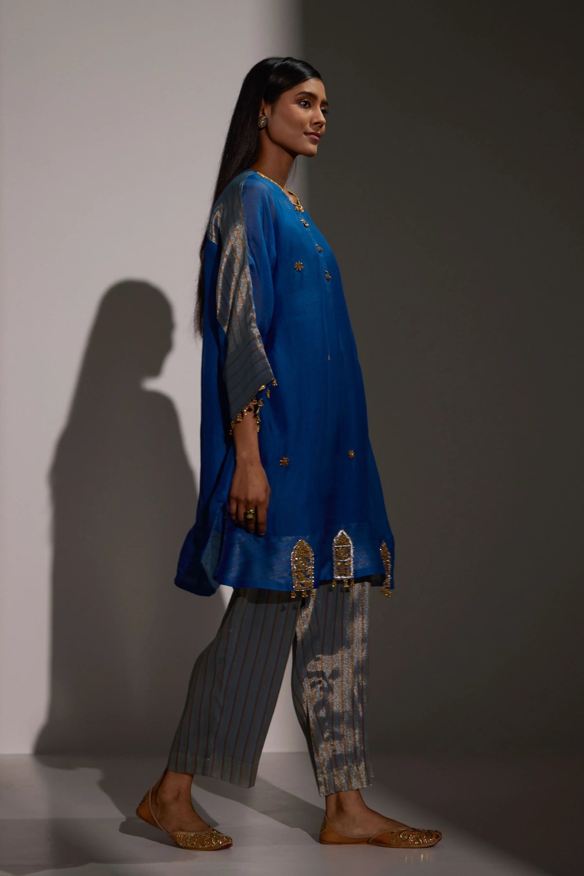 JHAROKHA SET - BLUE