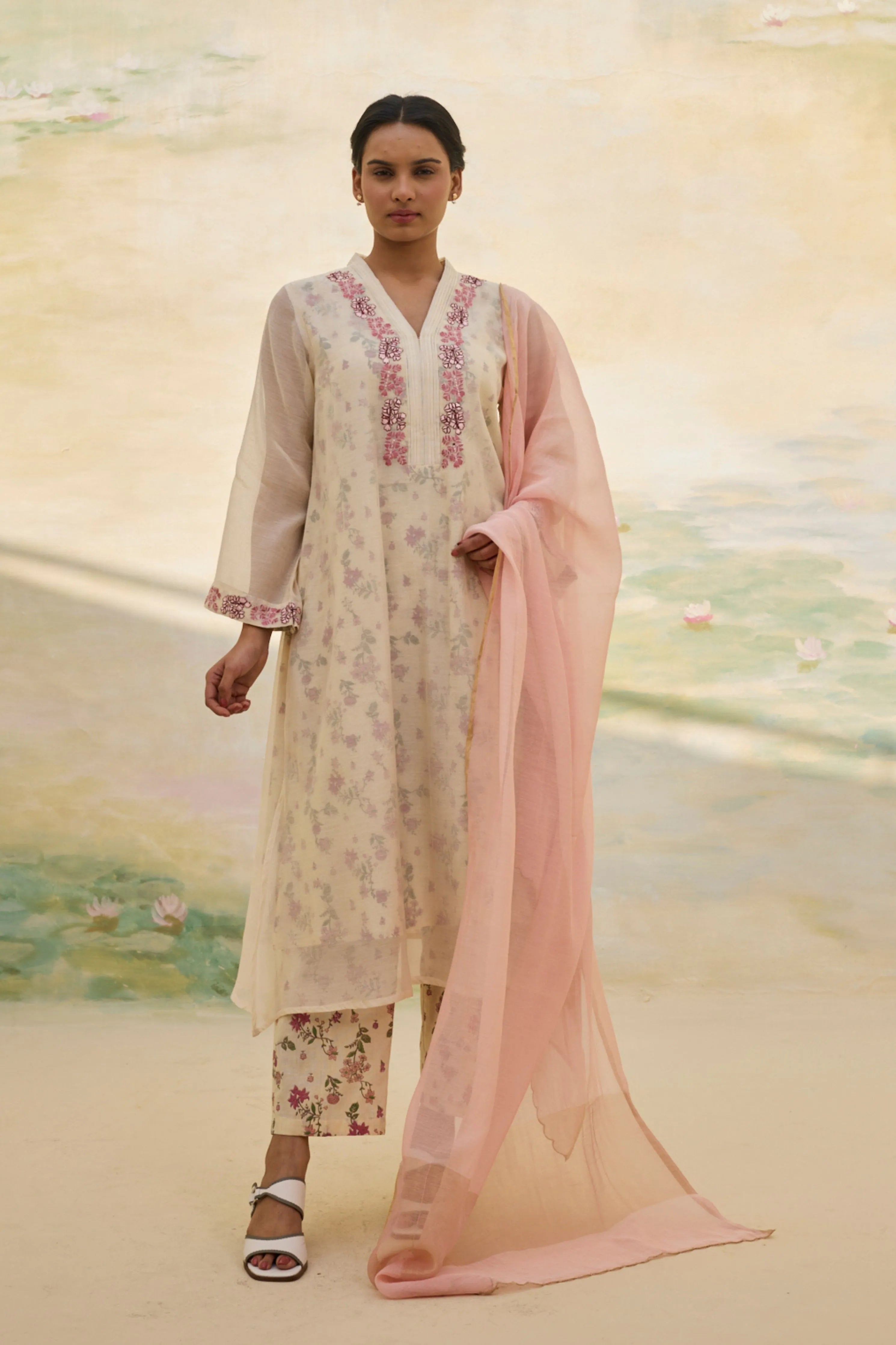 Vanya Kurta Set