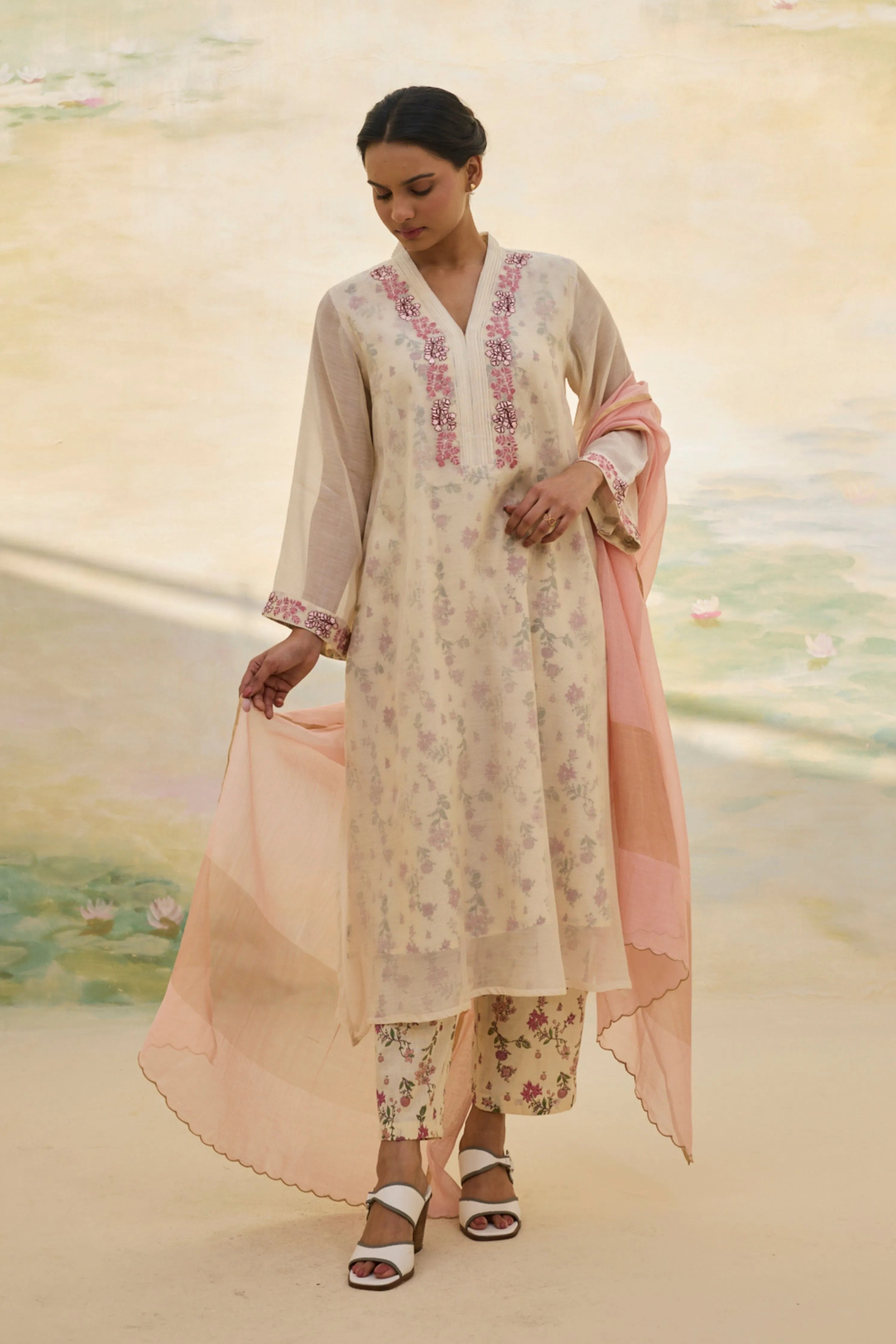 Vanya Kurta Set