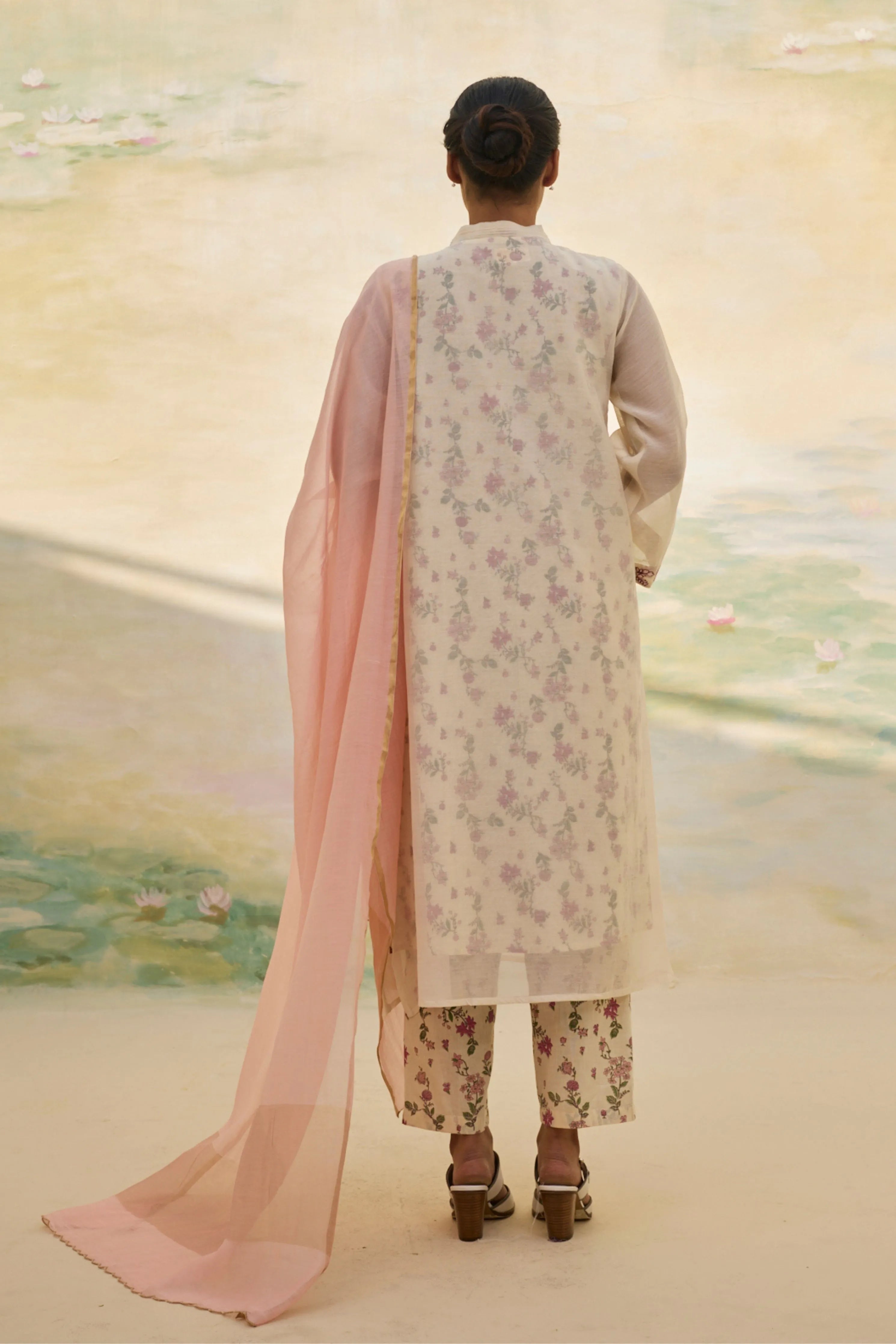 Vanya Kurta Set