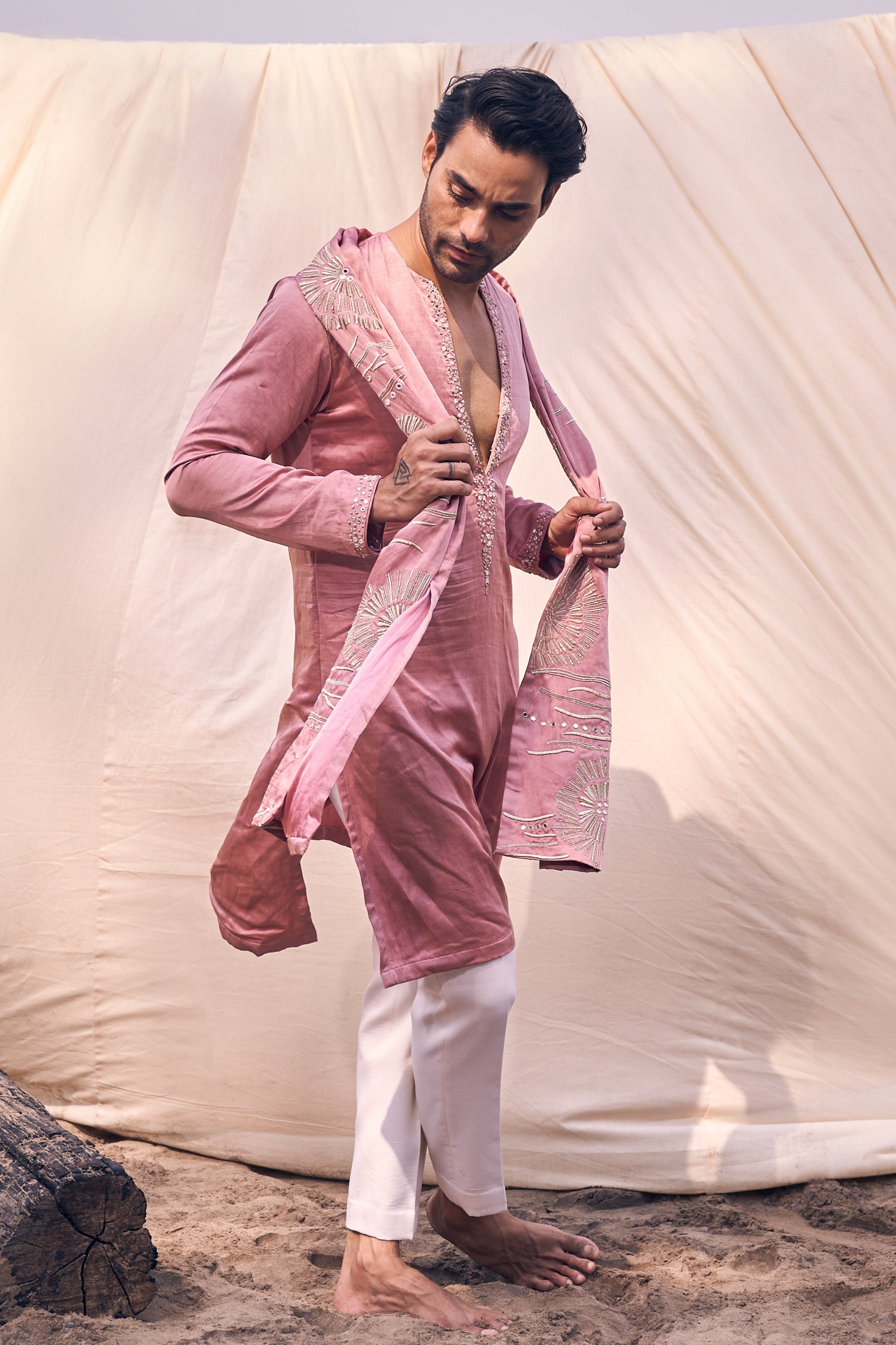 Pink Floral Embroidery Kurta Set